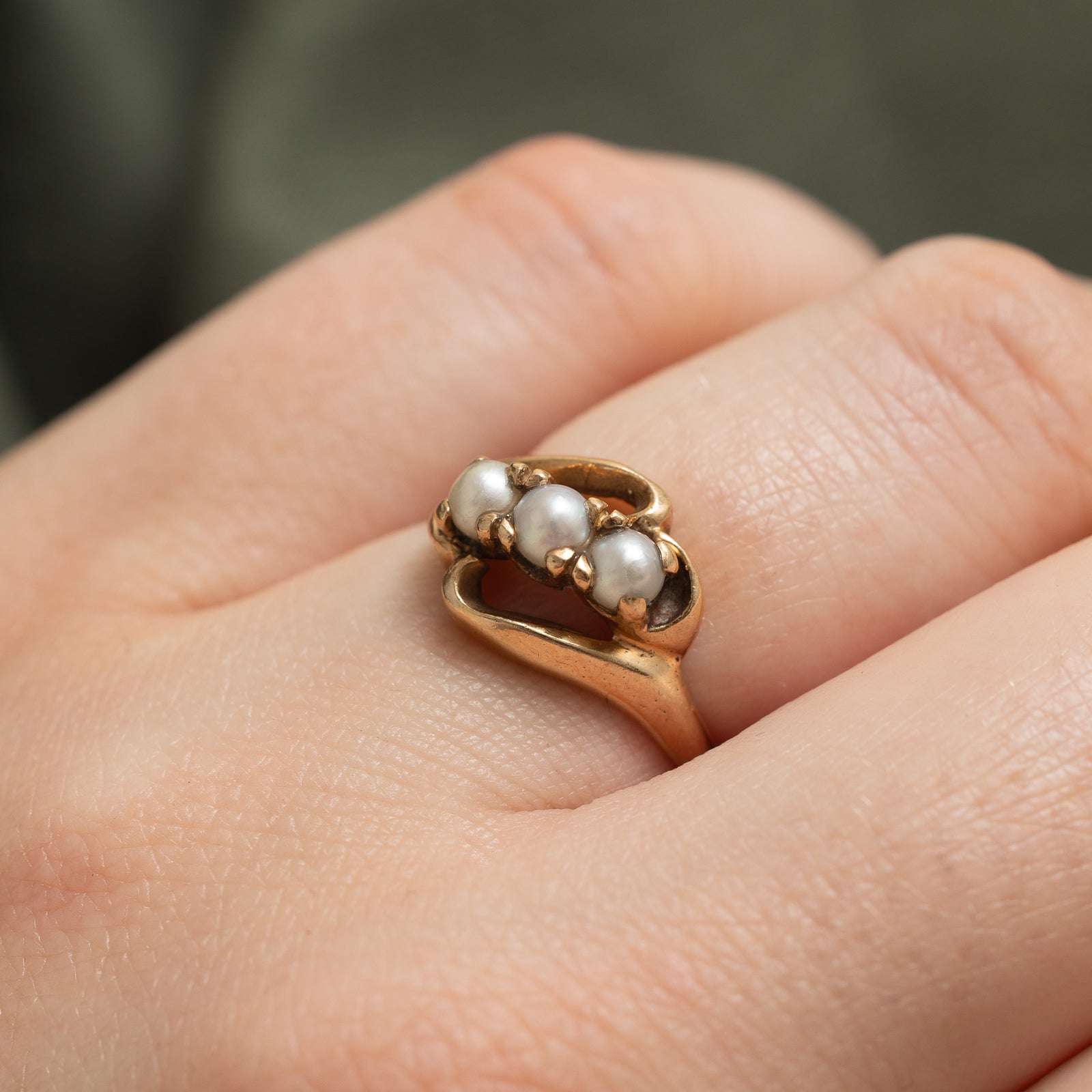 Elegant 3-Stone Pearl Ring with Diagonal Design - Size 4.5 | Perfect for Weddings, Anniversaries & Special Occasions