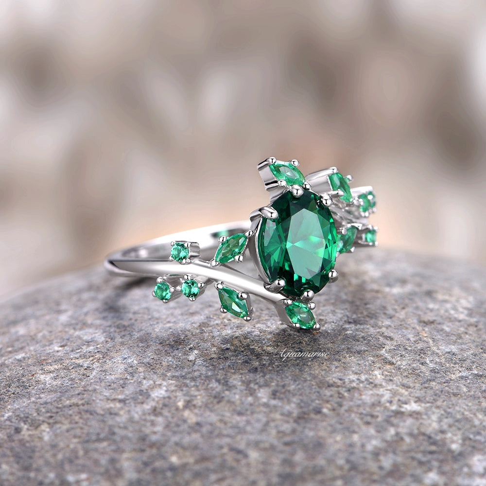 Emerald Leaf Engagement Ring - 925 Sterling Silver Wedding Band for Women, Nature-Inspired Jewelry Gift for Brides & Fiancées - Perfect for Proposals, Anniversaries & Romantic Occasions