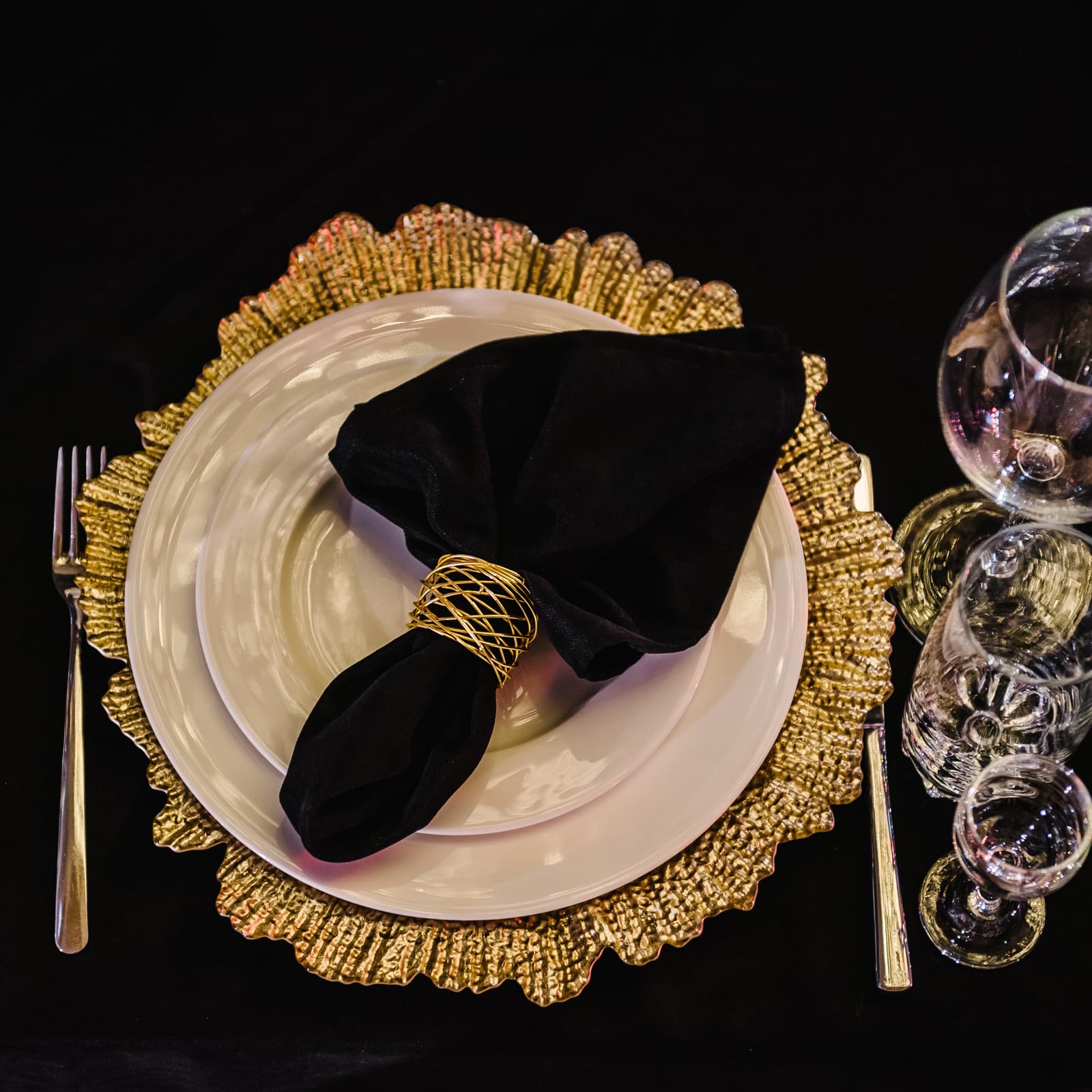 50-Pack Gold Charger Plates for Dinner - Elegant Table Setting for Thanksgiving, Christmas, Wedding, Party & Holiday Events - Perfect for Formal Dining & Special Occasions
