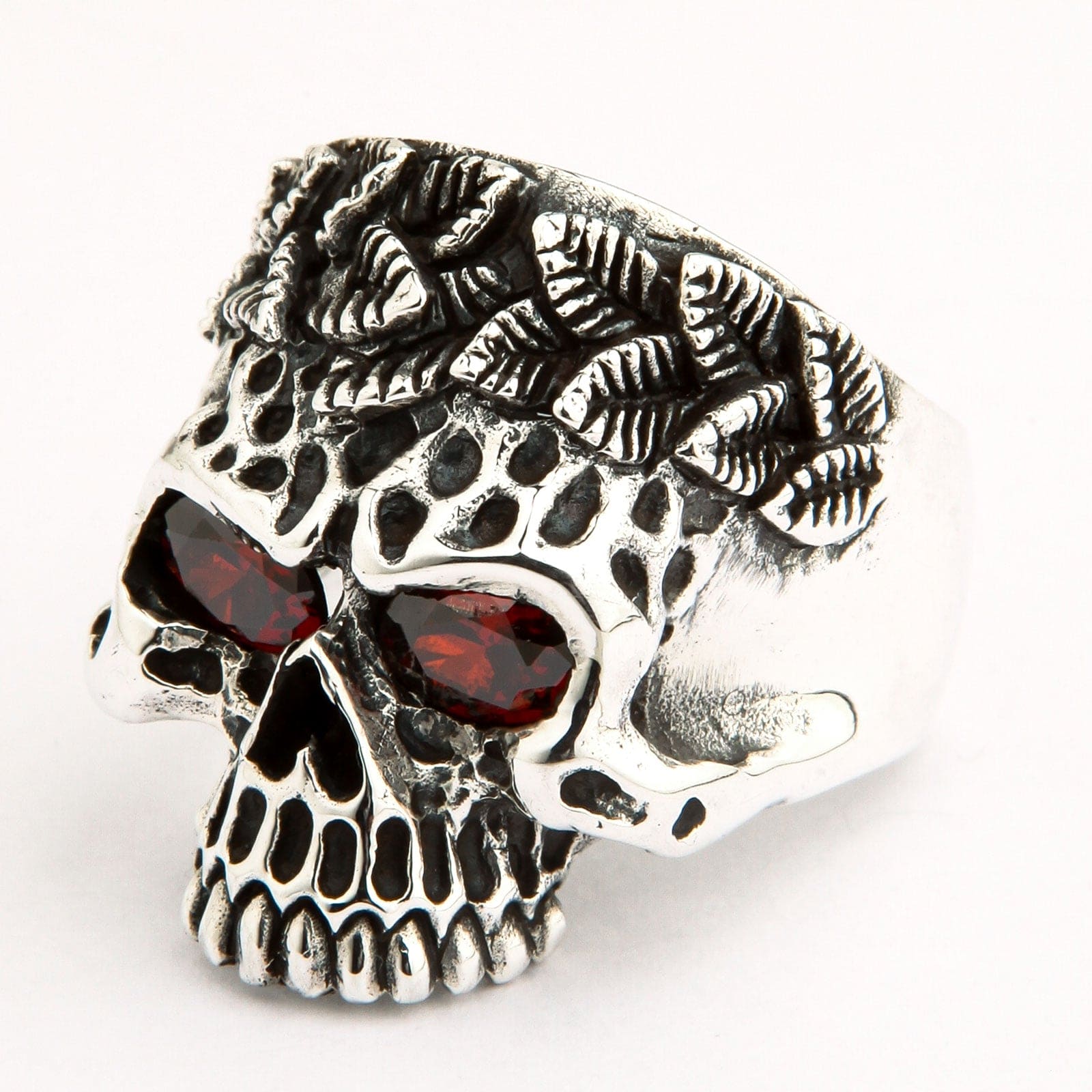 Savage Tribal Skull Sterling Silver Ring for Men - Gothic Punk Jewelry - Handmade 925 Silver Ring - Perfect for Halloween, Costume Parties & Alternative Fashion