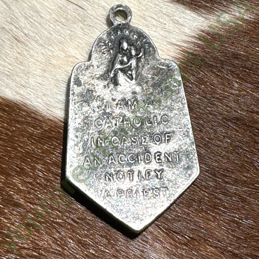 Vintage St. Christopher Pendant Necklace - Timeless Religious Jewelry for Travel Protection & Gifts | Perfect for Men, Women, Baptism, First Communion & Everyday Wear