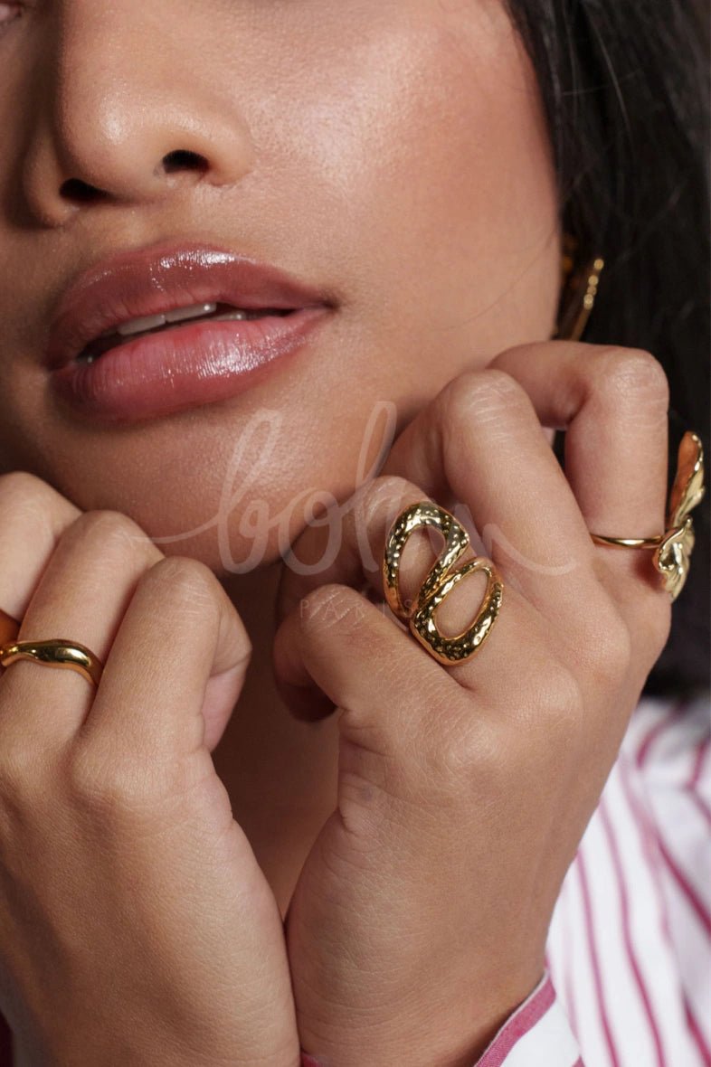 Open Hammered FÃ©lia Ring – Elegant Modern Jewelry for Women, Perfect for Everyday Wear, Parties & Special Occasions