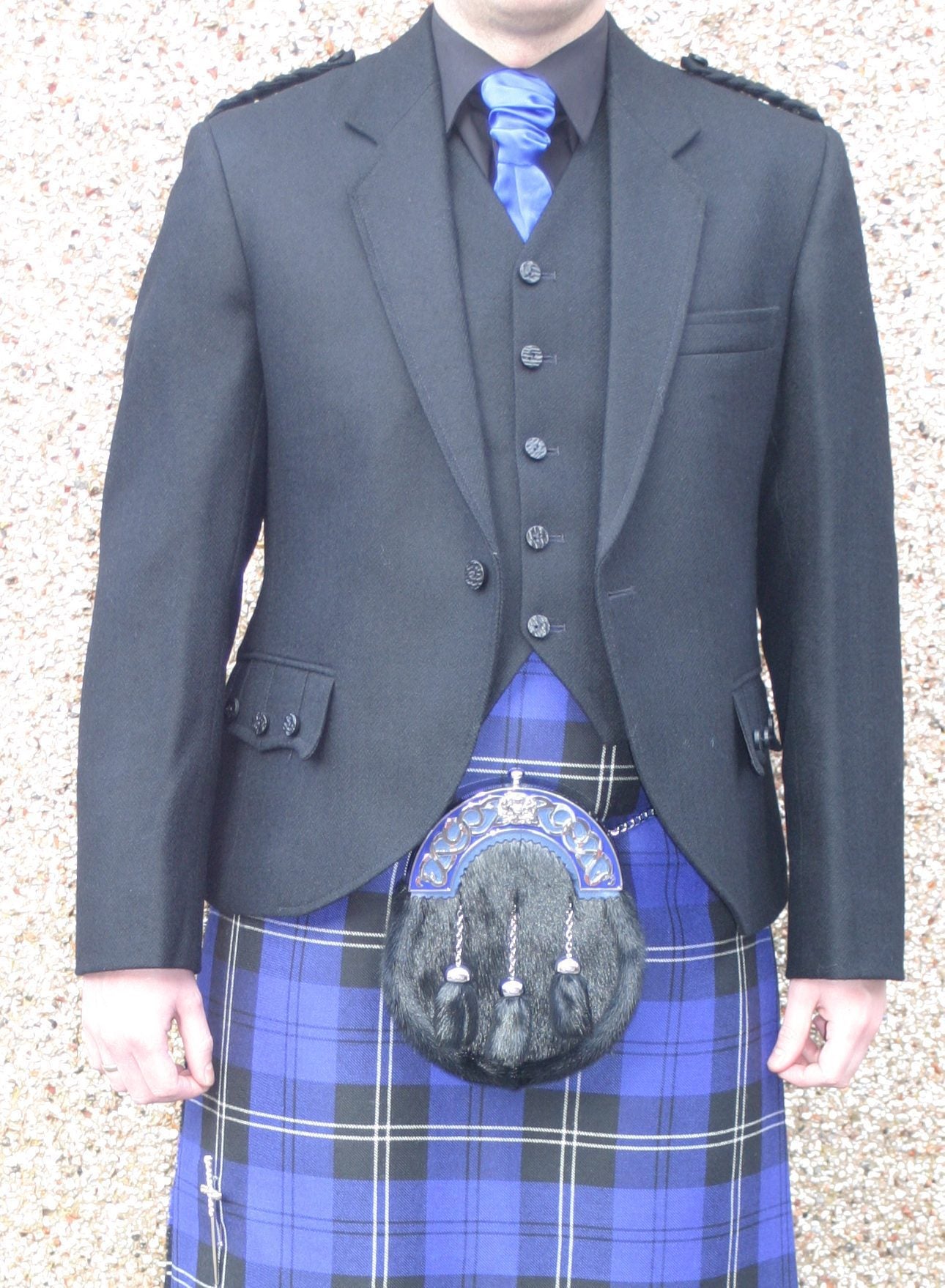 Stylish Black Tweed Crail Jacket & Waistcoat Set - Classic British Menswear for Formal Events & Autumn Winter Fashion