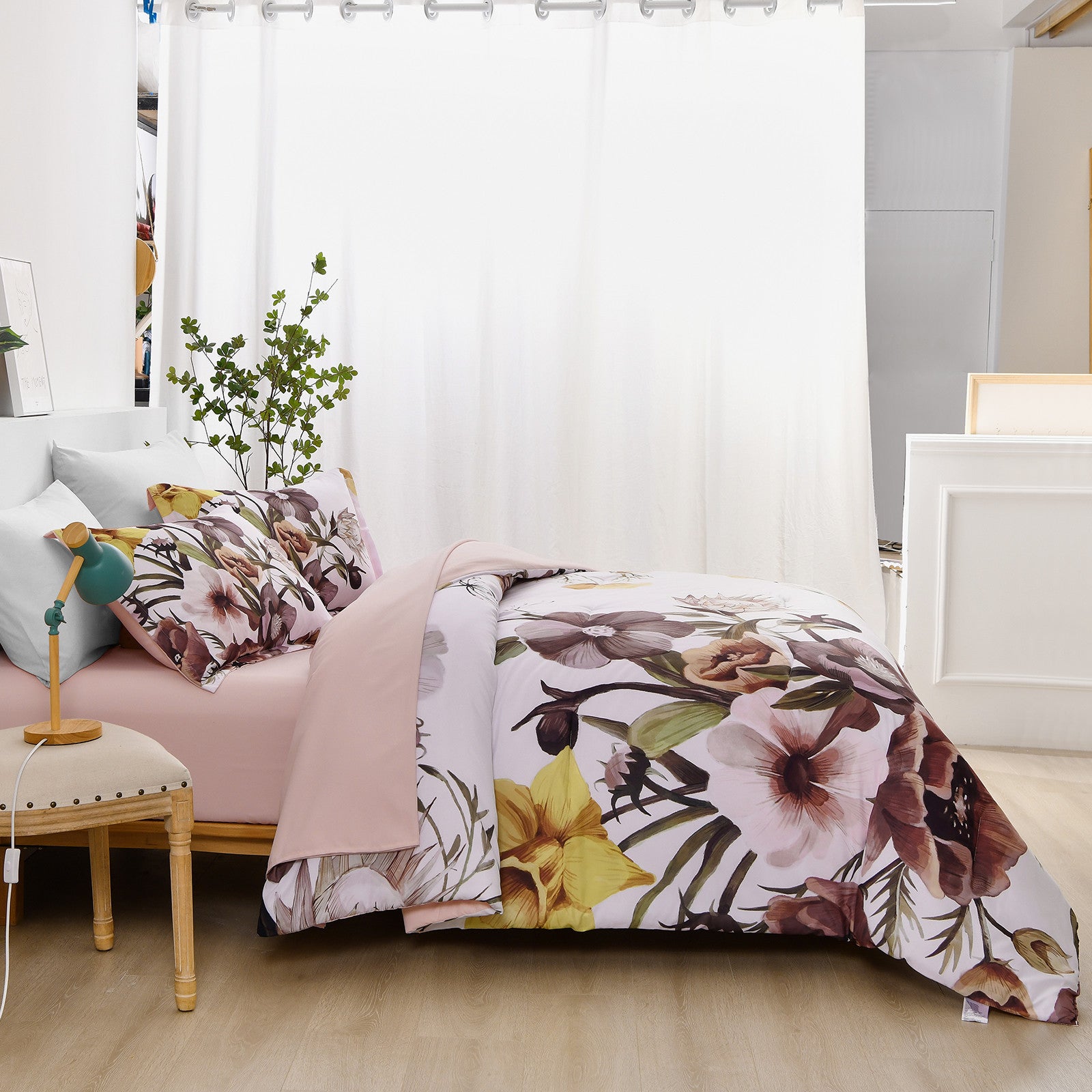 Blush Floral King Size Comforter Set - 3 Piece Soft Microfiber Bedding for All Seasons | Cozy Bedroom Decor, Guest Room Essentials & Luxury Home Textiles