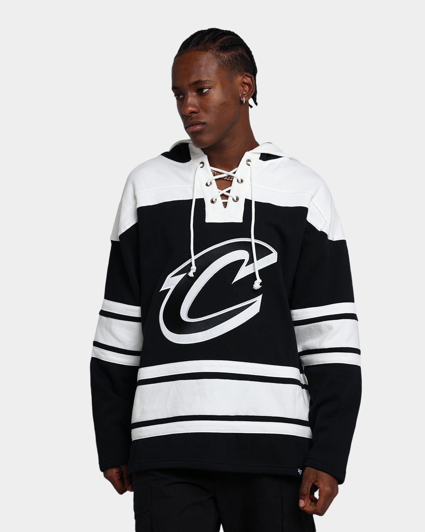 47 Brand Cleveland Cavaliers Superior Lacer Hoodie - Men's NBA Basketball Pullover Sweatshirt (Jet Black) - Perfect for Game Day, Casual Wear & Fan Apparel