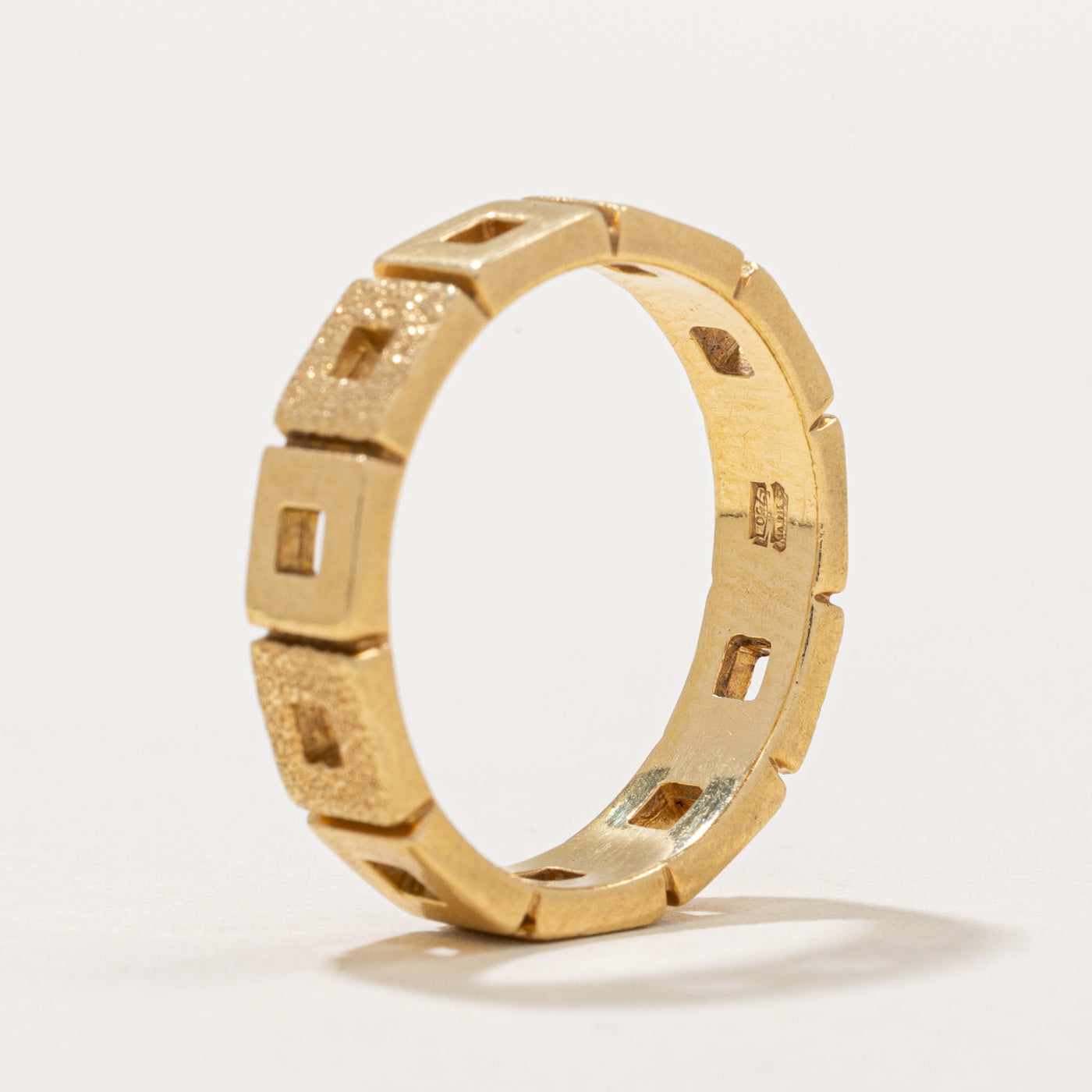 18K Italian Yellow Gold Wedding Band Ring - Size 6.5 - Perfect for Engagement, Anniversary & Special Occasion Gifts