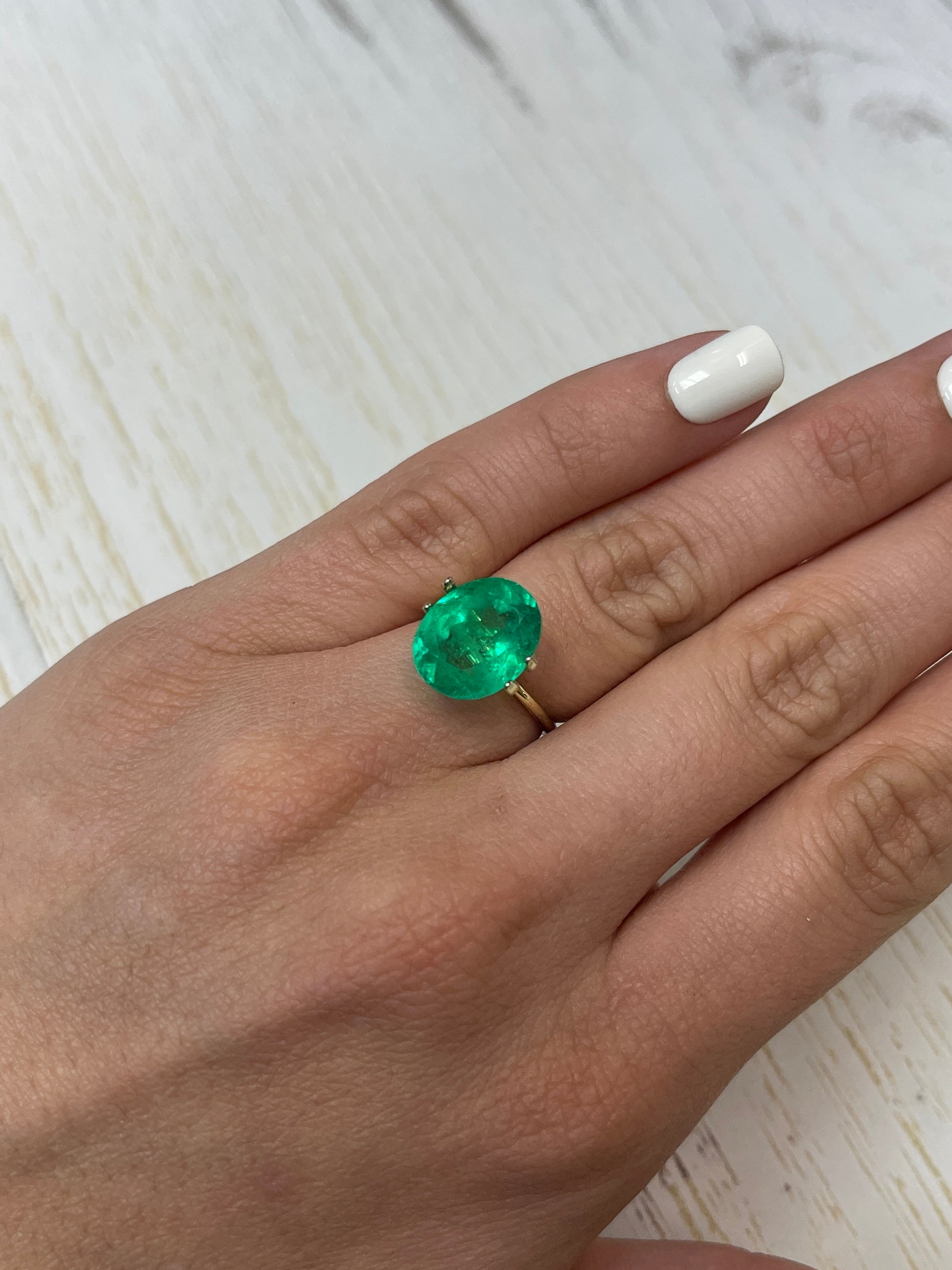 6.89 Carat Muzo Yellowish Green Natural Loose Colombian Emerald - Oval Cut 13.6x11mm for Jewelry Making, Engagement Rings & Luxury Gifts