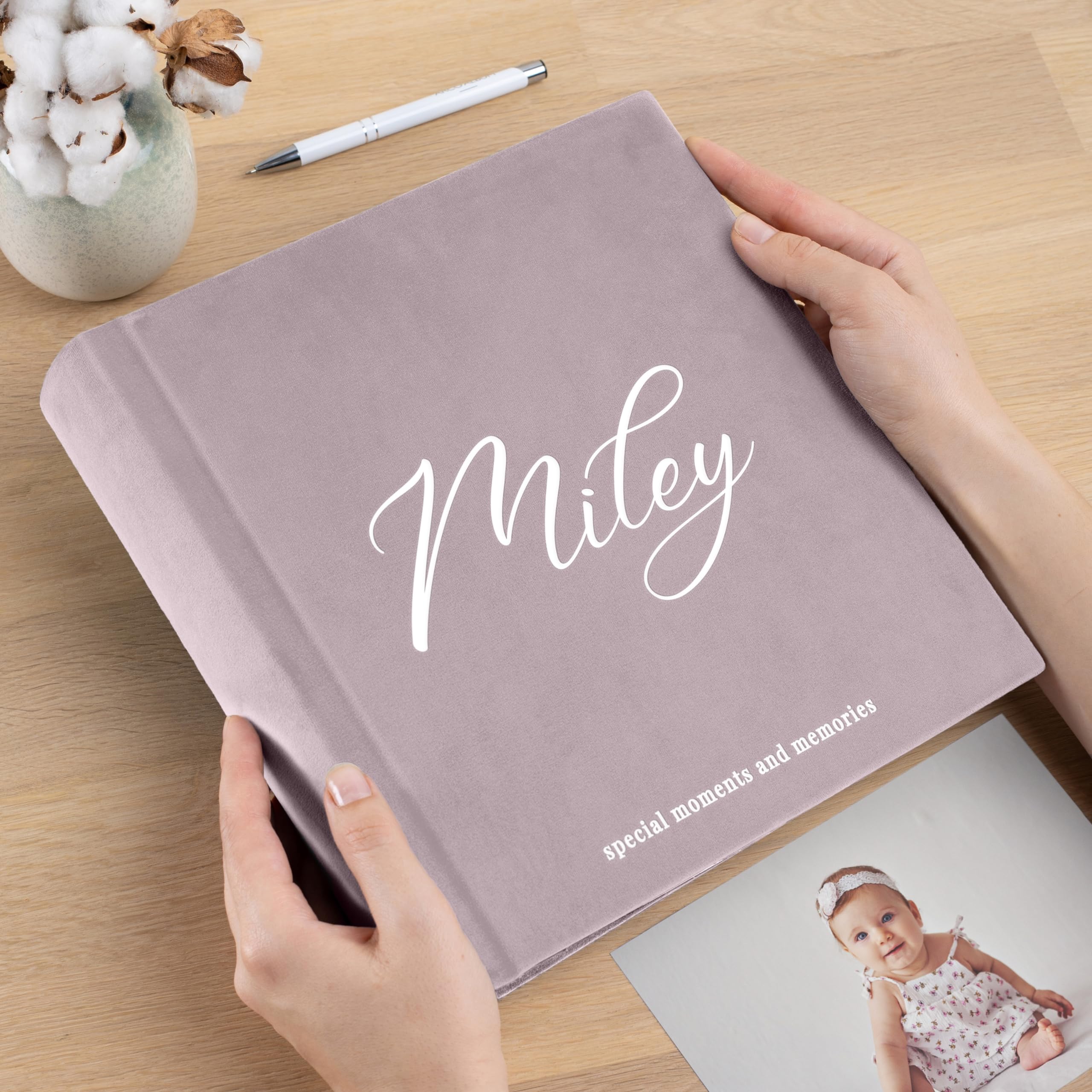 200-Pocket 4x6 Baby Photo Album | Personalized Baby Memory Book with 10x15cm Photo Sleeves | Perfect Baby Shower & 1st Birthday Gift | Nursery Decor & Family Keepsake
