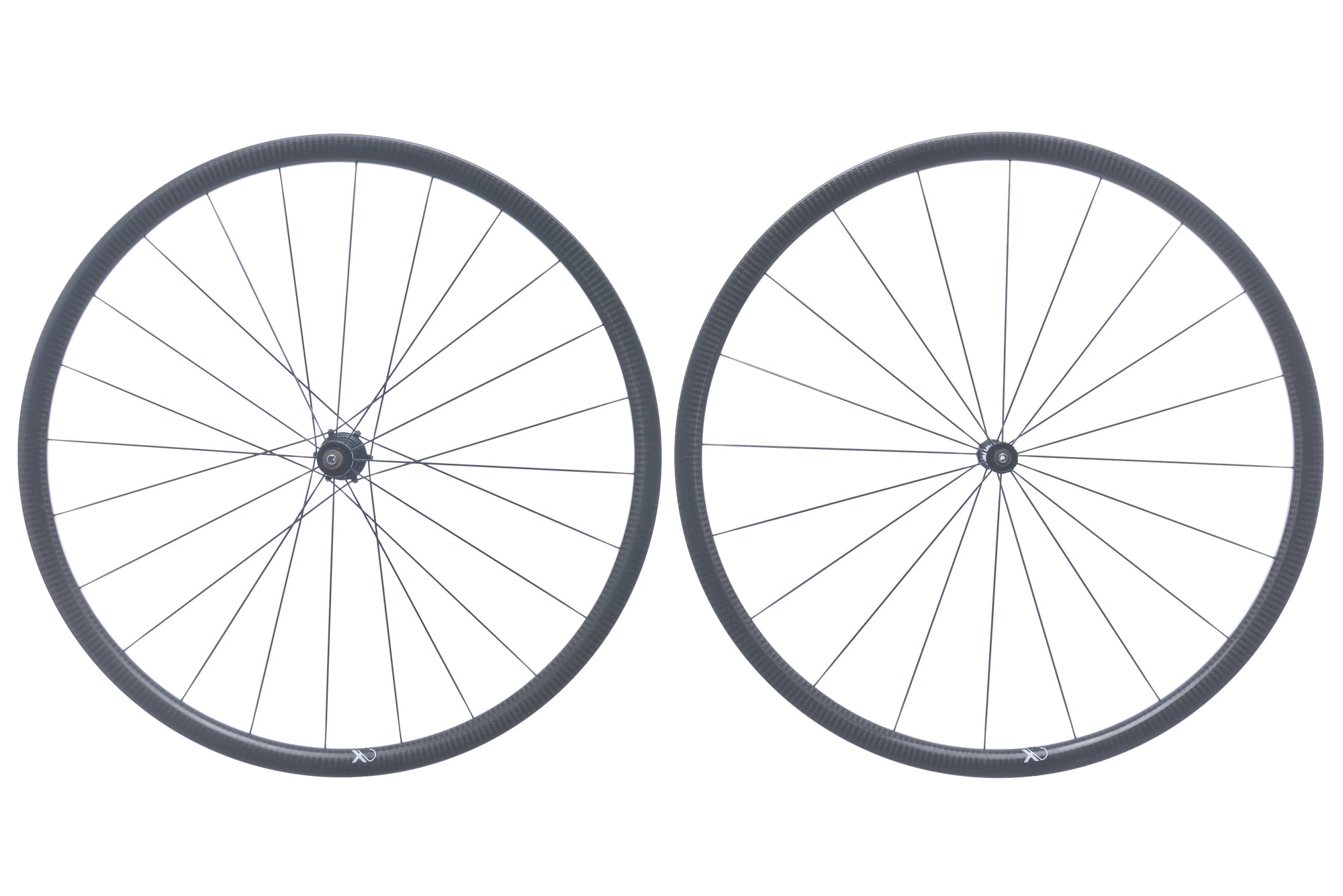 AX Lightness Ultra 28C TLR Carbon Clincher 700c Road Bike Wheelset - Lightweight Carbon Wheels for Racing & Performance Cycling