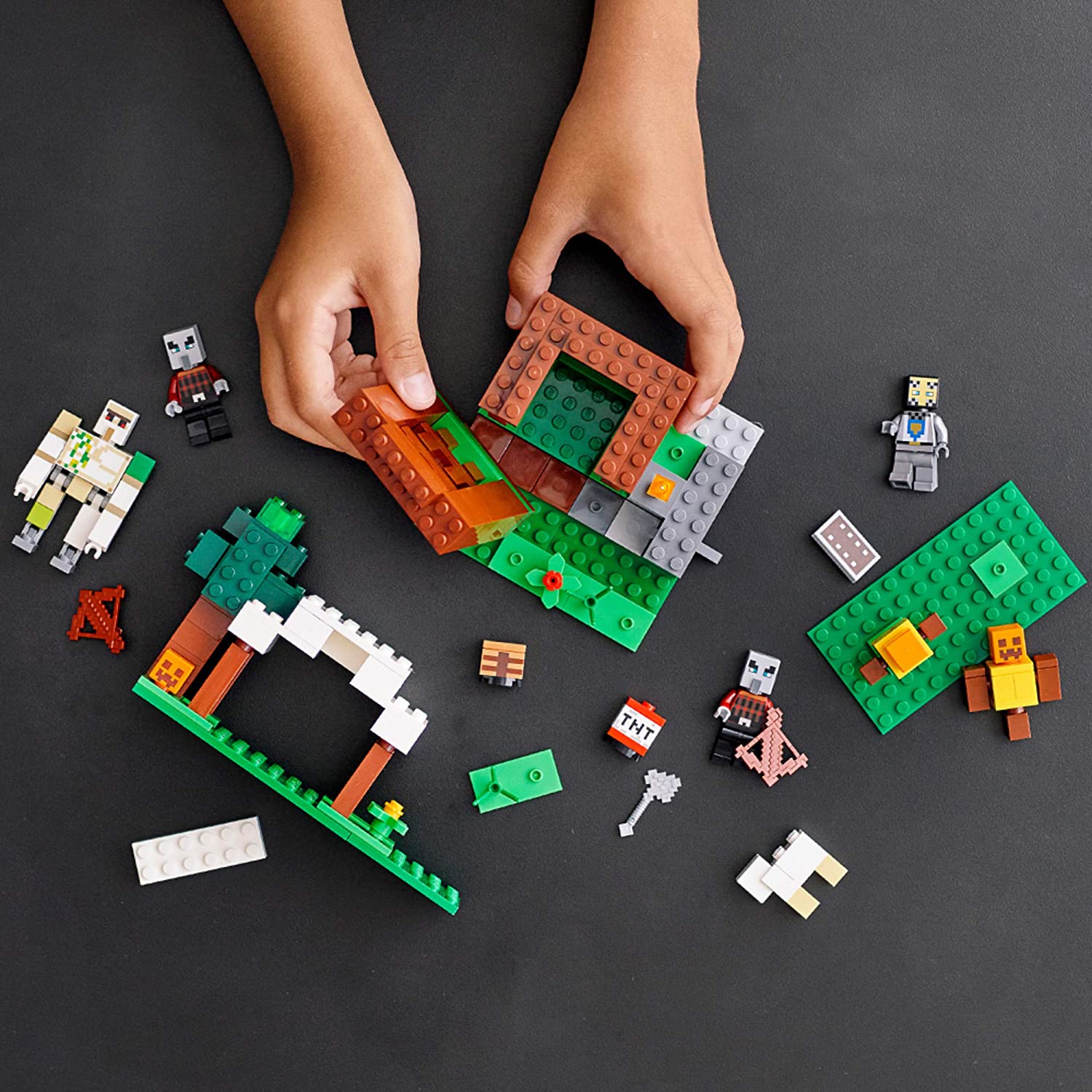 LEGO Minecraft The Pillager Outpost 21159 Building Toy Set - Creative Construction Kit for Kids & Adults - Perfect for Minecraft Fans, Gift Ideas & Home Decoration