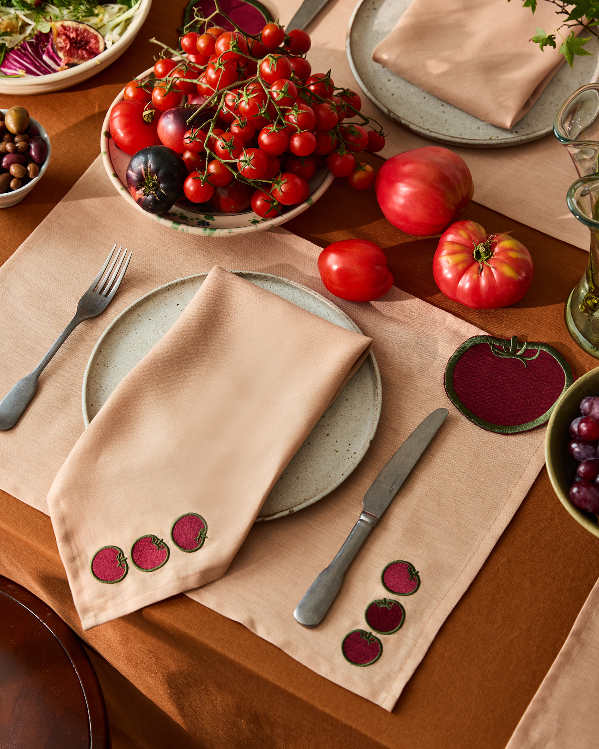 Organic Tomato Print Napkins Set of 4 - 100% Cotton Kitchen Towels for Dining, Picnics & Home Decor - Eco-Friendly Table Linens for Parties & Everyday Use