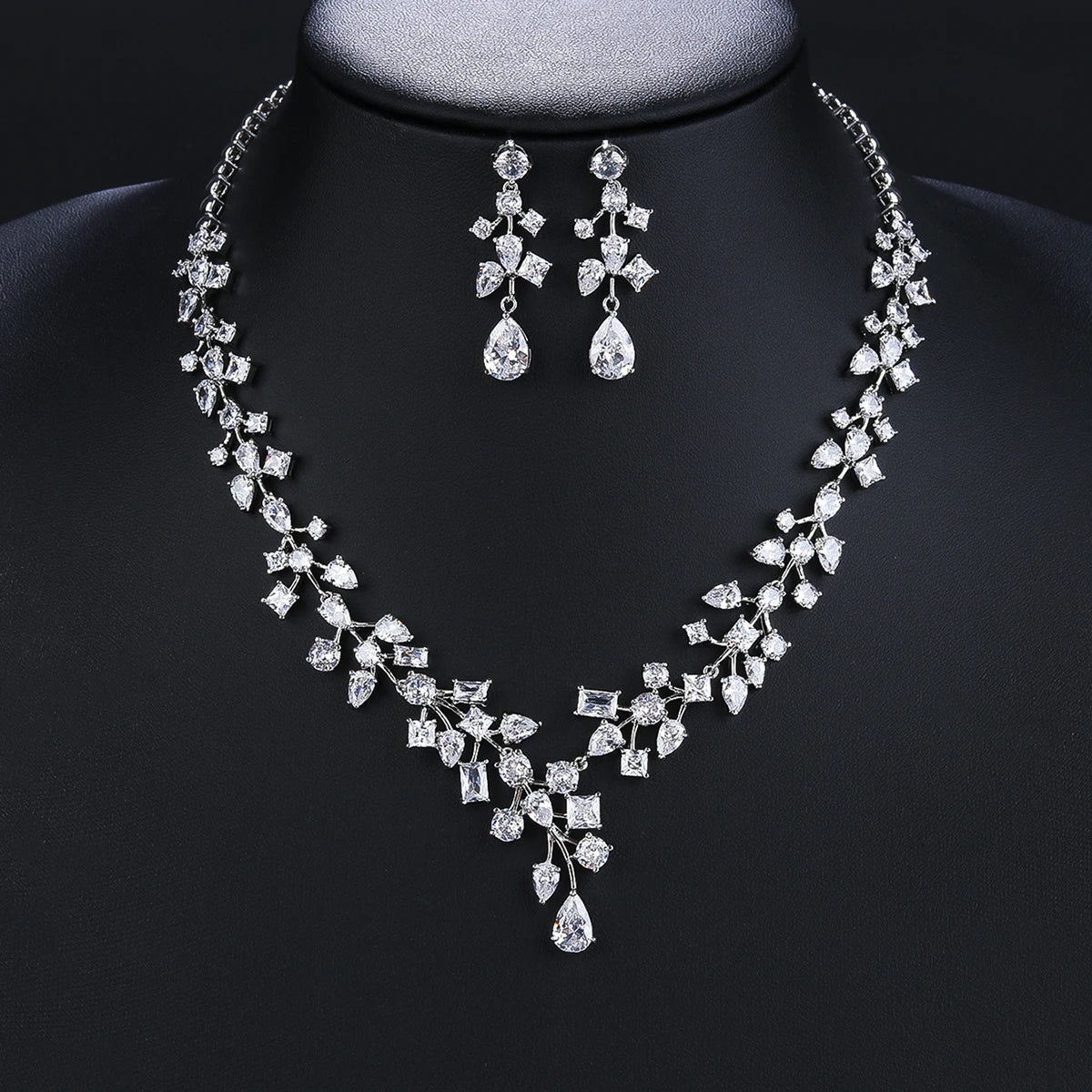 Elegant CZ Necklace and Earrings Jewelry Set for Women - Bridal Wedding Party Accessories - European Style Crystal Jewelry - Perfect for Prom, Evening Dresses & Special Occasions