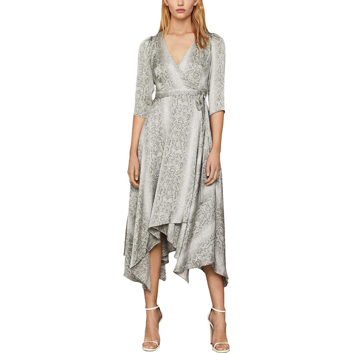 BCBGMAXAZRIA Women's V-Neck Blouse with Three-Quarter Sleeves - Elegant Casual & Office Wear for Women | Perfect for Work, Date Night & Special Occasions