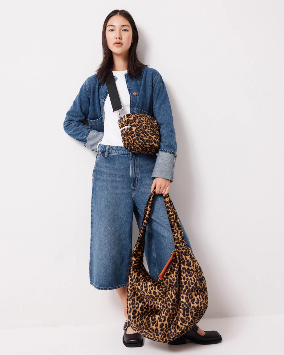 Rainbow Tote Bag with Leopard Print Velvet - Stylish & Durable Handbag for Women, Perfect for Shopping, Beach, Work & Travel