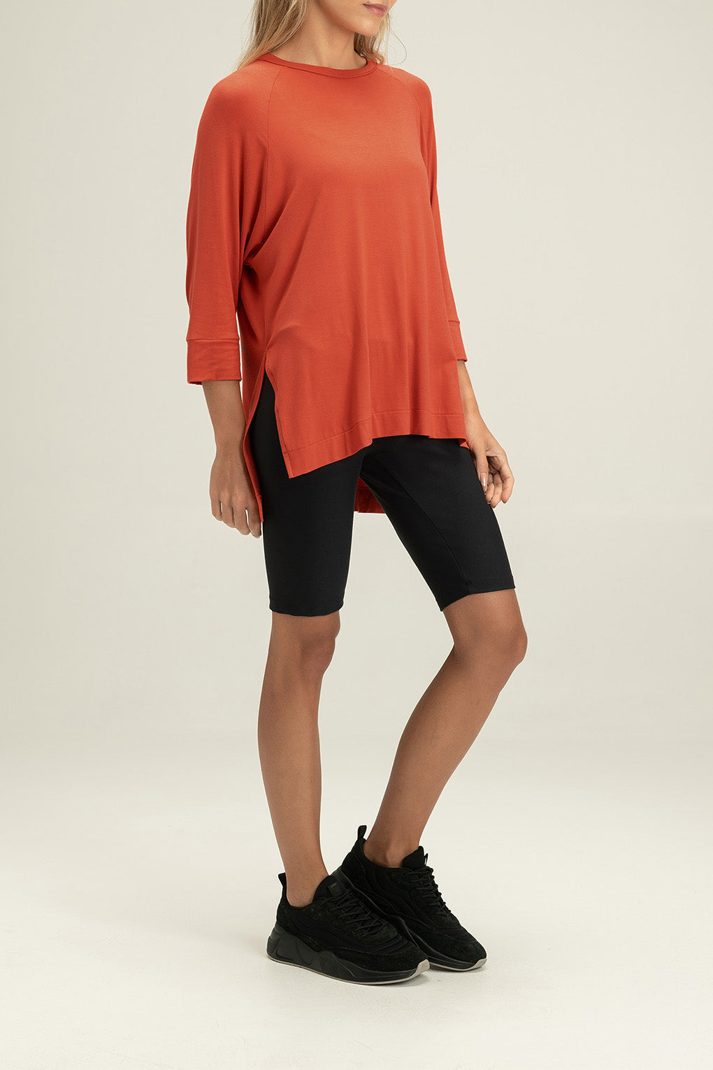Flow Long Sleeve T-Shirt for Men & Women | Comfortable Casual Wear | Perfect for Yoga, Running & Everyday Outfits