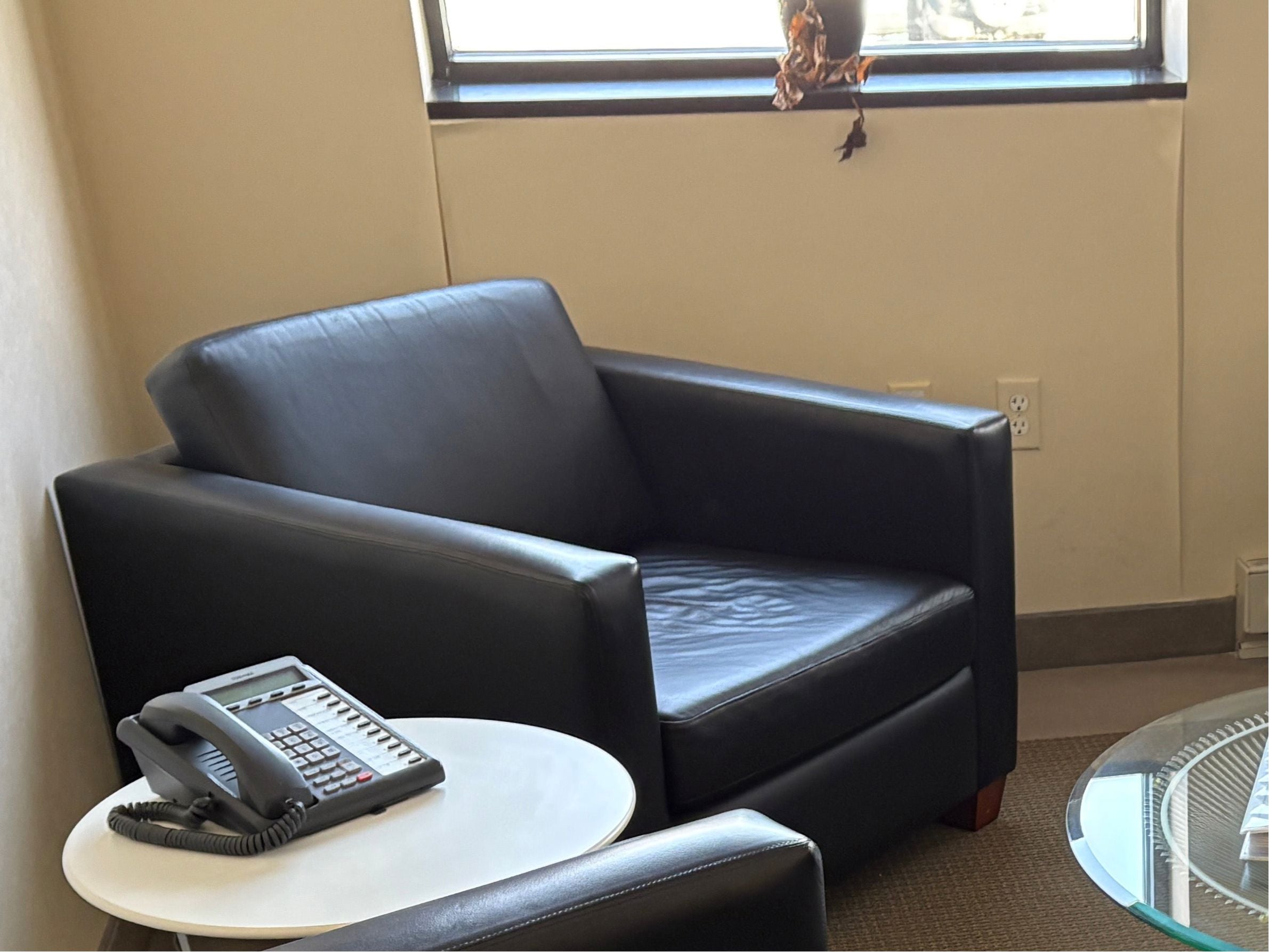 Premium Used Reception Suite Furniture Set - Office Lobby Sofa & Chairs for Waiting Areas | Perfect for Corporate Offices, Hotels, and Medical Clinics