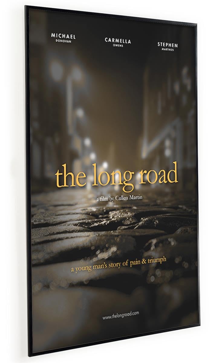 Displays2go 27x40 Inch Plastic Movie Poster Frame - Economy Style (Pack of 10) for Theater, Home Decor & Collectible Display
