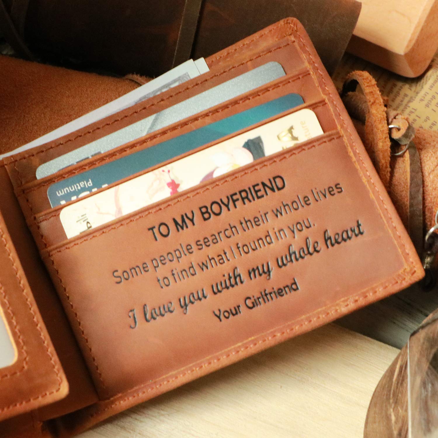 Personalized Engraved Trifold Leather Wallet for Men - Romantic Valentine's Day Gift for Boyfriend, Husband & Dad - Best Anniversary & Birthday Present Idea - Perfect for Everyday Use, Travel & Special Occasions