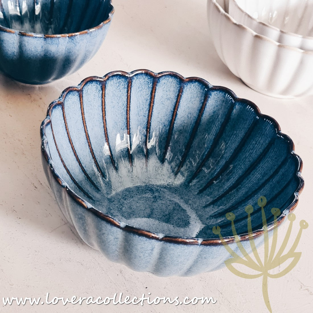 Rustic Seashell Dinnerware Set - Beach Themed Plates, Bowls & Serving Dishes for Coastal Dining & Entertaining - Perfect for Beach House, Summer Parties & Nautical Decor