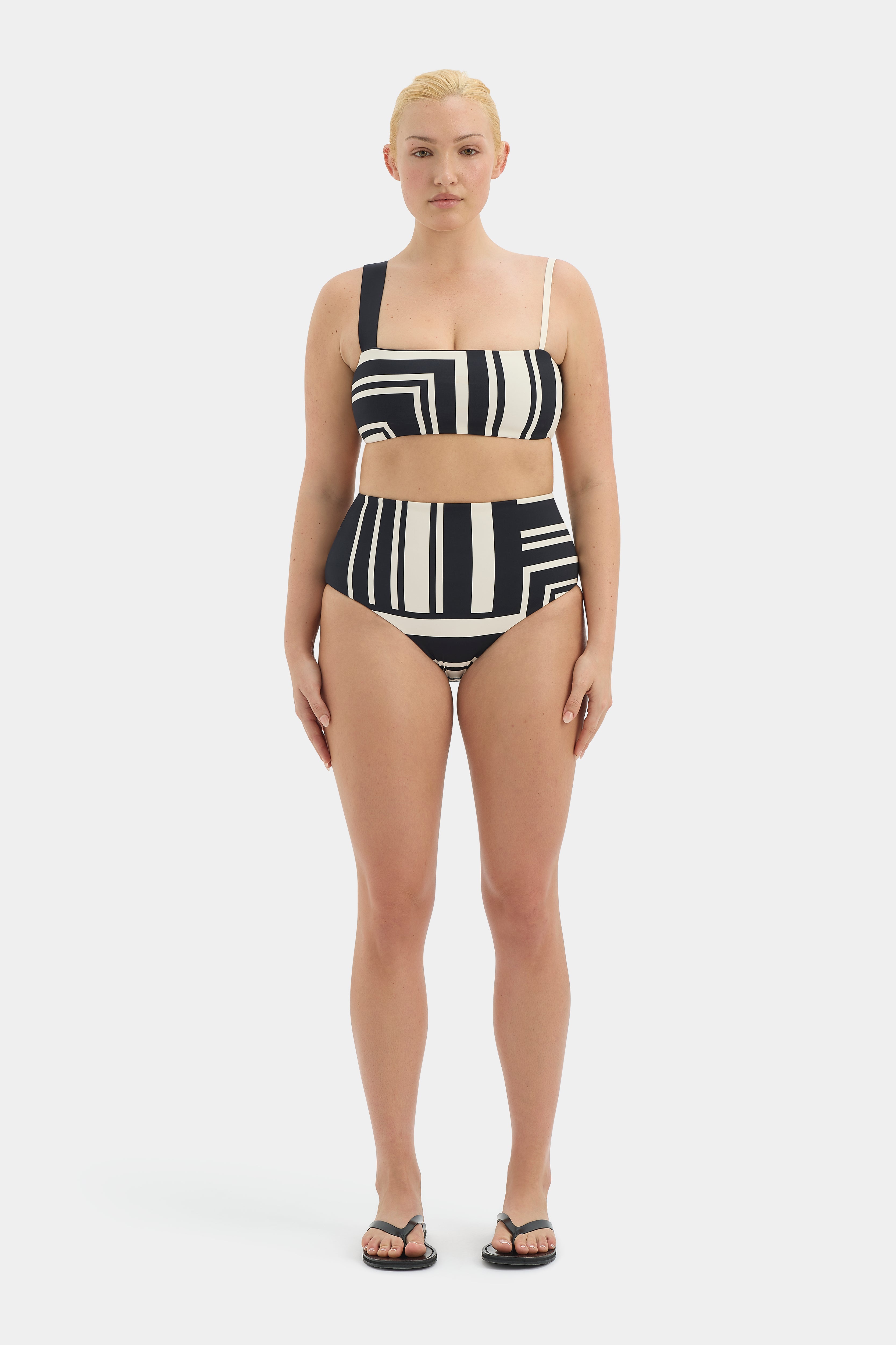 Pietra Bandeau Milano Nero - Stylish Black Bandeau Top for Women | Perfect for Summer Outfits, Beachwear, and Casual Fashion