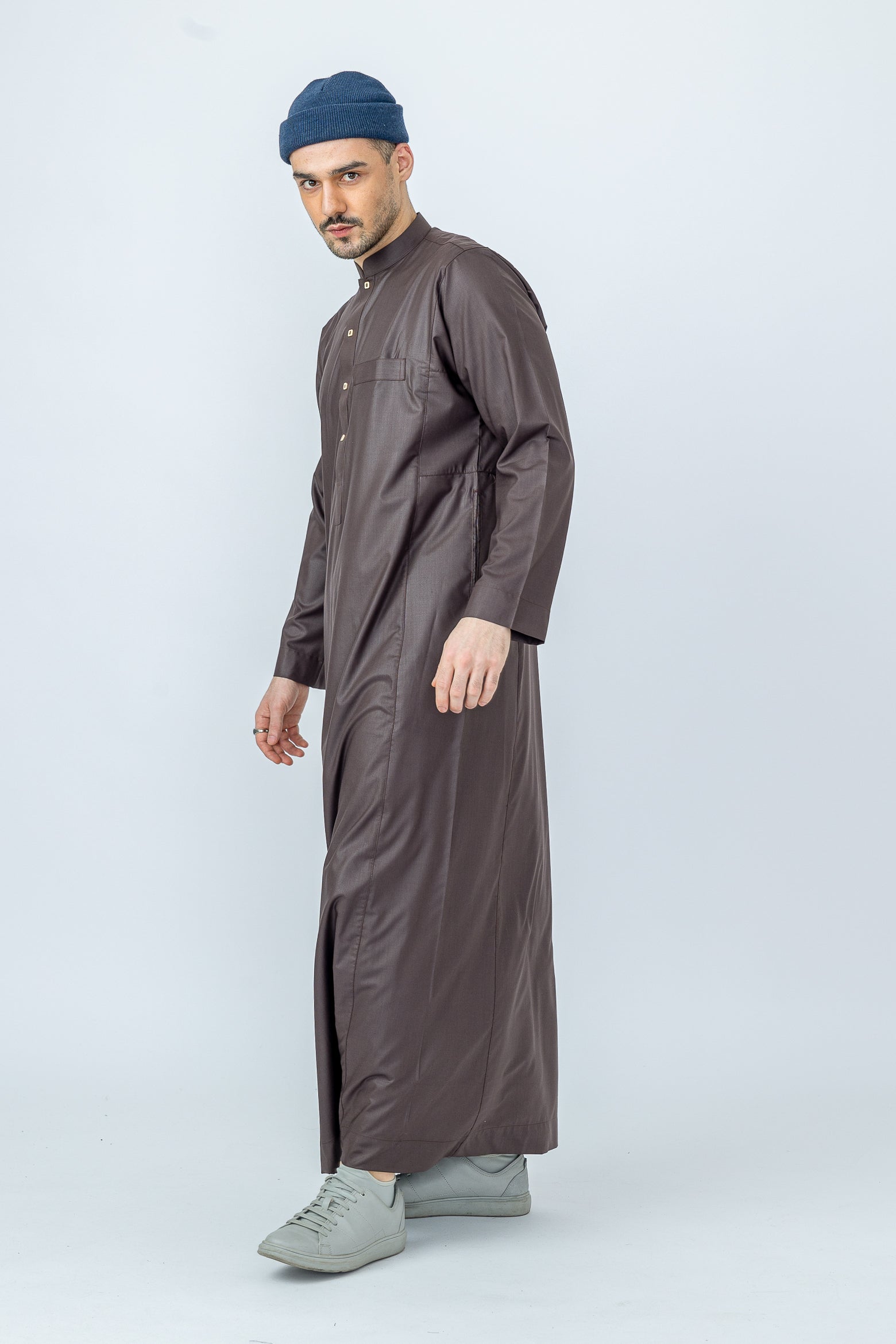Premium Brown Arab Collar Thobe for Men - Traditional Islamic Robe for Prayer, Eid & Special Occasions - Comfortable & Stylish