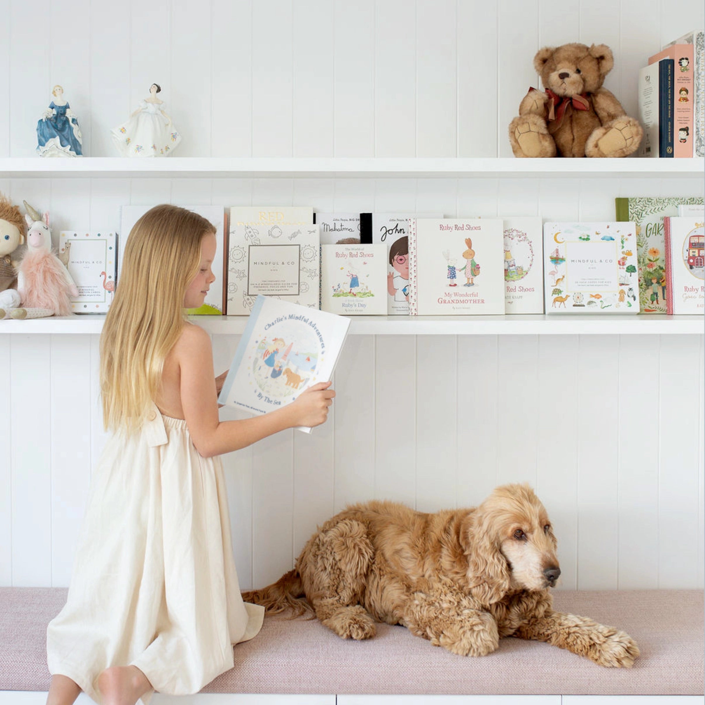 Charlie's Mindful Adventures By the Sea - Children's Mindfulness Storybook for Emotional Growth & Ocean Exploration | Perfect for Bedtime Reading, Classroom Activities & Family Bonding