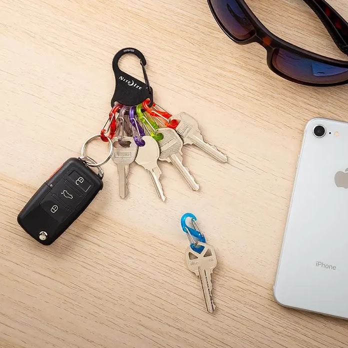 Nite Ize Key Rack - Wall Mounted Key Holder Organizer with Hooks for Home, Office & Entryway - Durable Key Storage Solution for Keys, Lanyards & Accessories
