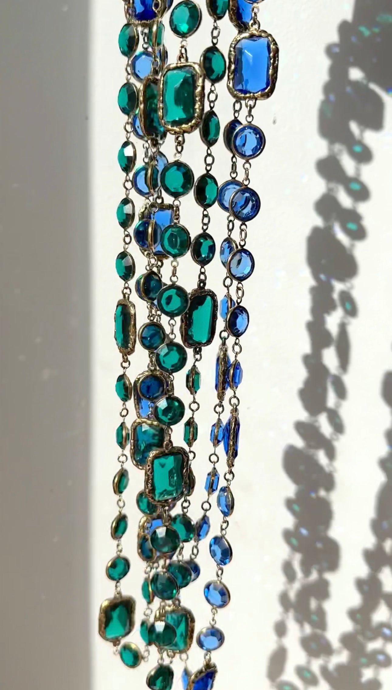 Vintage Chanel 1981 Emerald Green Gripoix Glass Chicklet Sautoir Necklace - Elegant Statement Jewelry for Women, Perfect for Parties, Weddings & Special Occasions