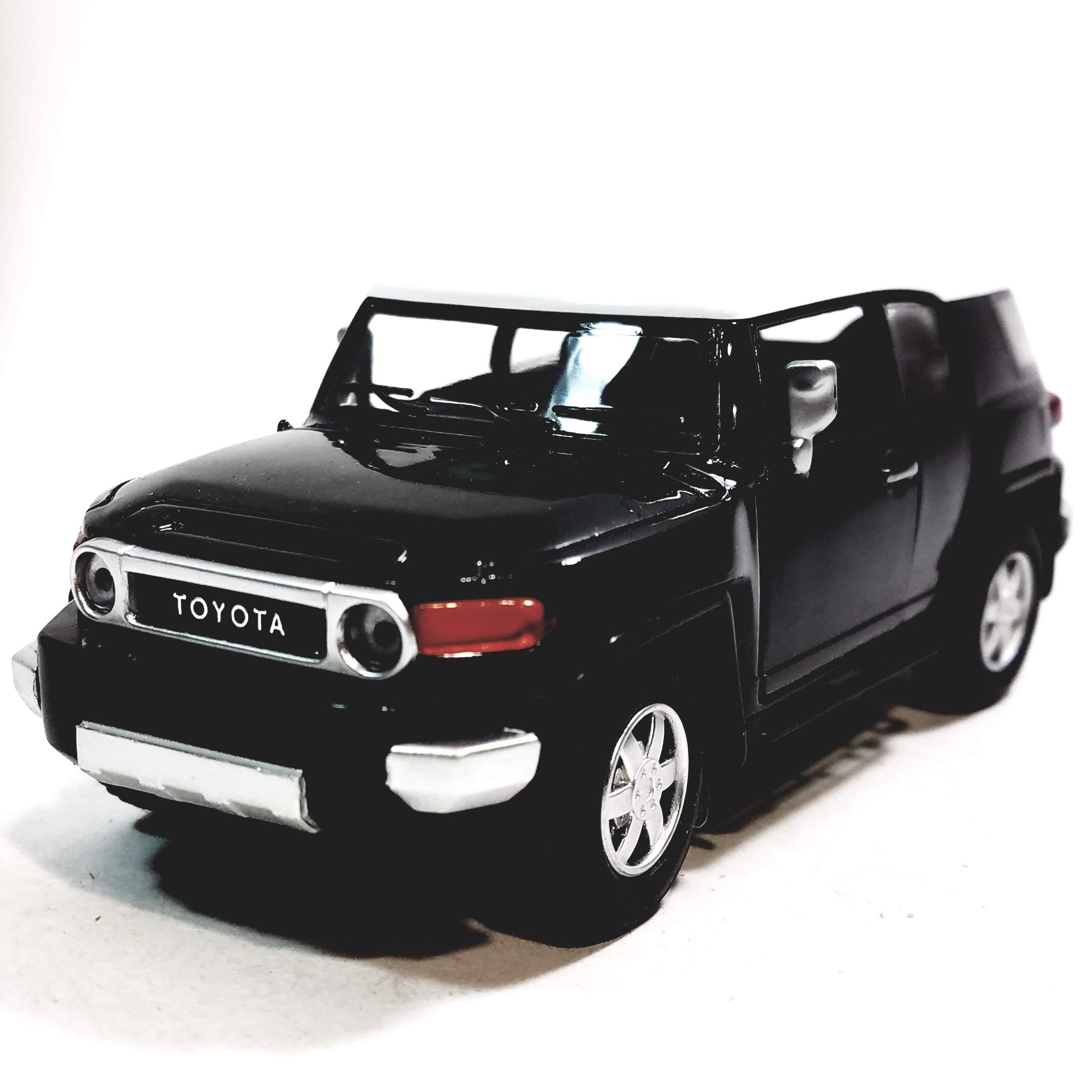 Kinsmart 1/36 Scale Diecast Toy Car - Jet Black Toyota FJ Cruiser SUV Model for Collectors & Kids | Perfect for Display, Gifts & Playtime Scenes