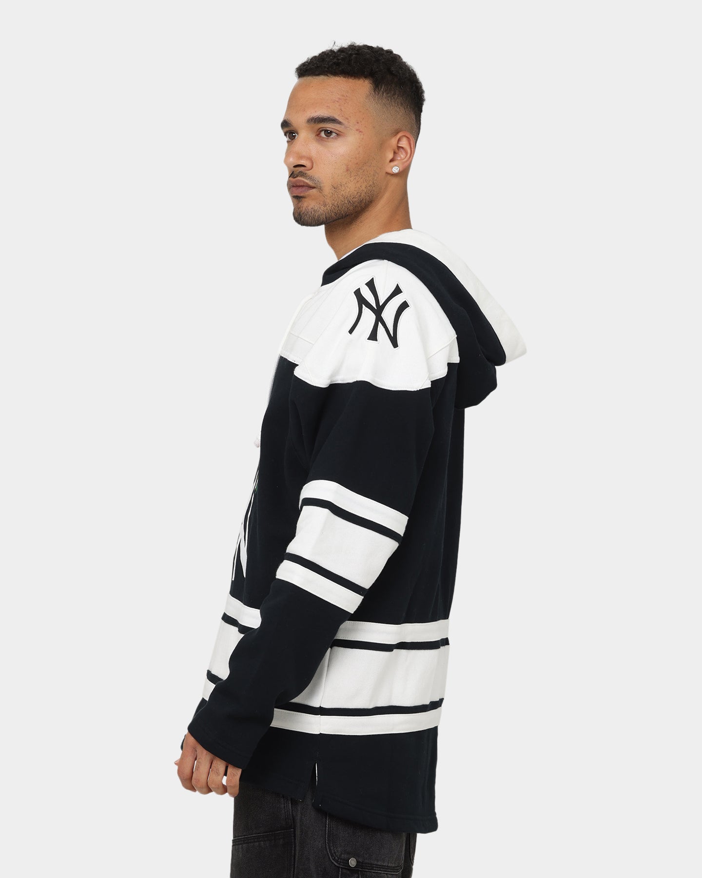 New York Yankees 47 Brand Superior Lacer Hoodie - Black | Men's Baseball Fan Apparel for Game Day & Casual Wear