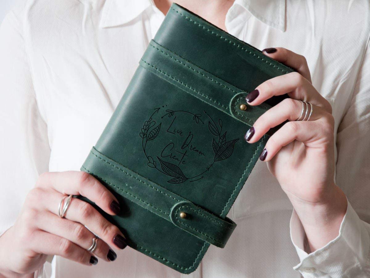 Premium Leather Travel Journal - Customizable B6 Notebook with Lined or Blank Pages, Perfect for Christmas, New Year & Holiday Gifts | Ideal for Adventure Logs, Creative Writing & Memory Keeping