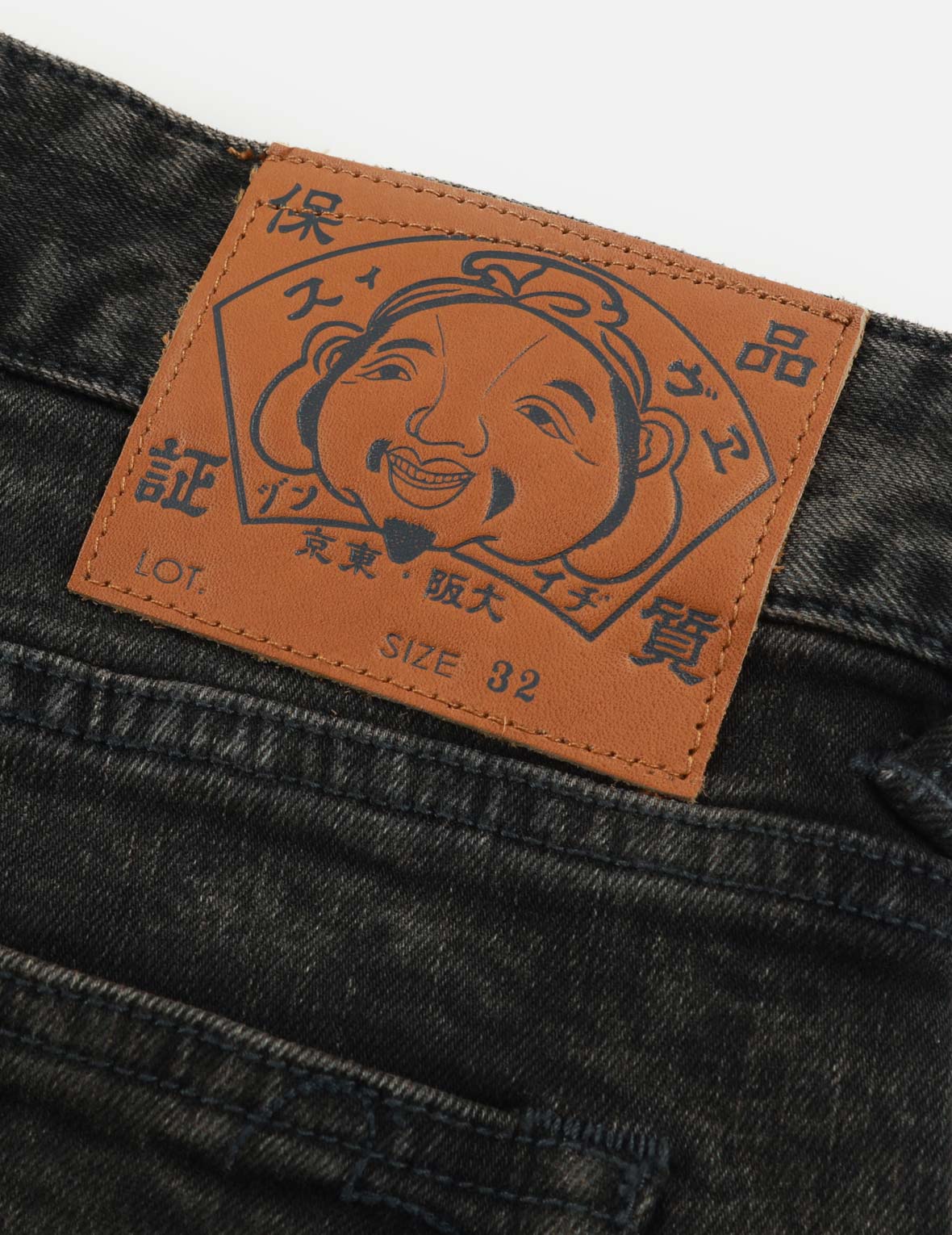 Seagull & Kamon Print Multi-Pocket Relaxed Fit Denim Shorts for Men - Casual Summer Wear, Beach Outings & Street Style Fashion