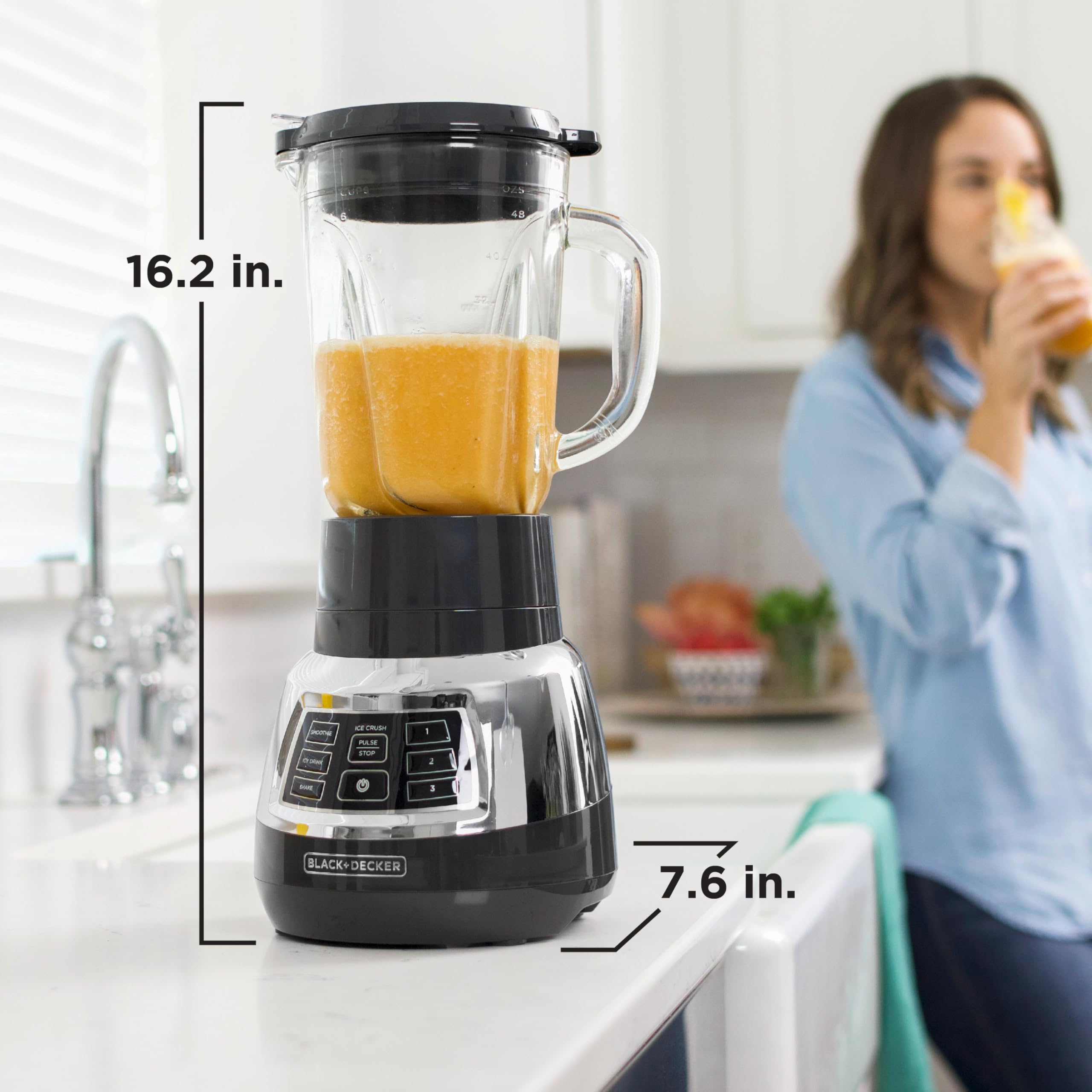 BLACK+DECKER Quiet Blender with Glass Cup - Perfect for Smoothies & Shakes