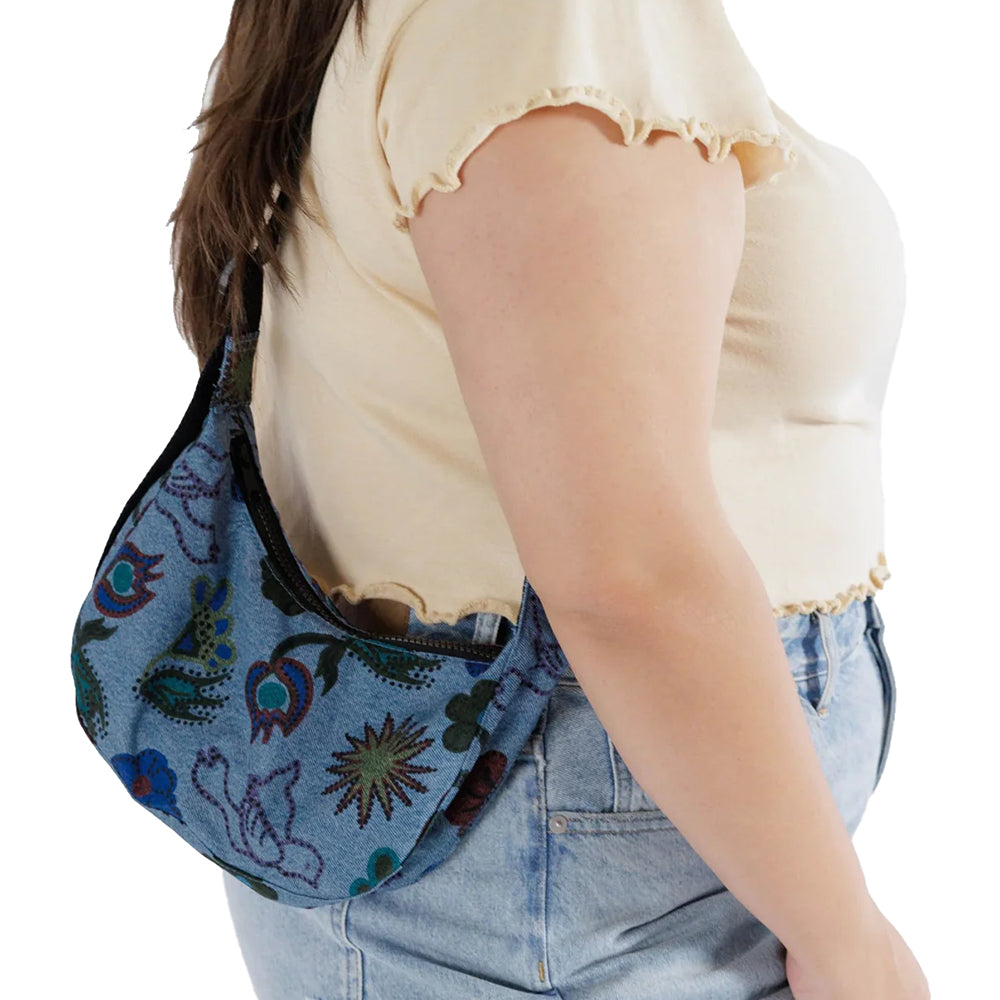 Premium Nylon Crescent Bag - Lightweight & Durable for Travel, Gym & Everyday Use | Water-Resistant & Stylish Accessory