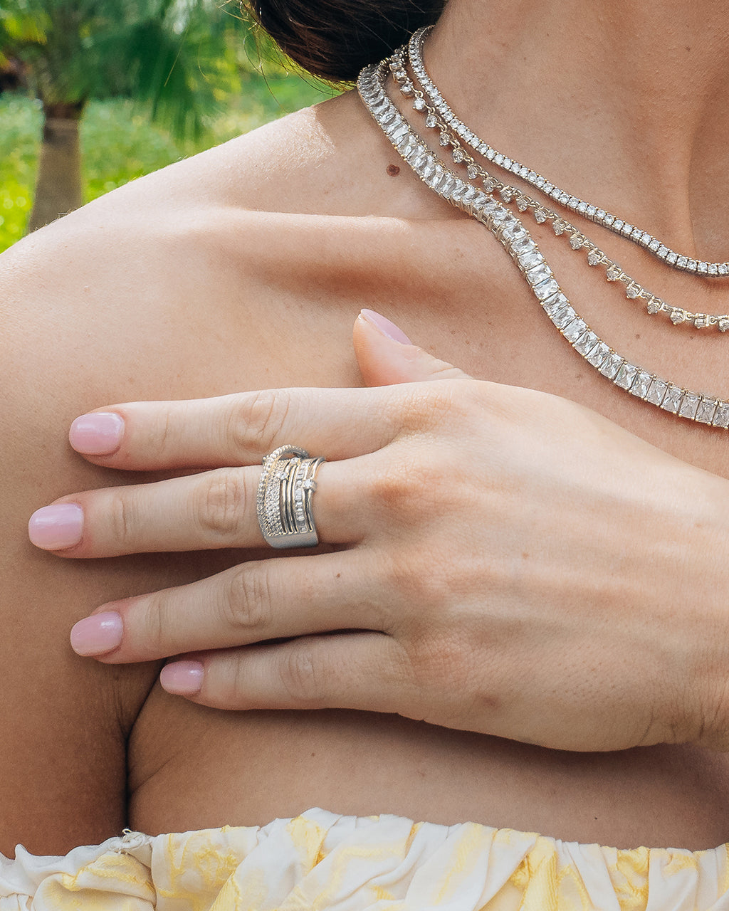 Elegant Raven Stacked Ring Set for Women - Gothic Boho Jewelry for Layering & Everyday Wear - Perfect for Parties, Dates & Fashion Accessories