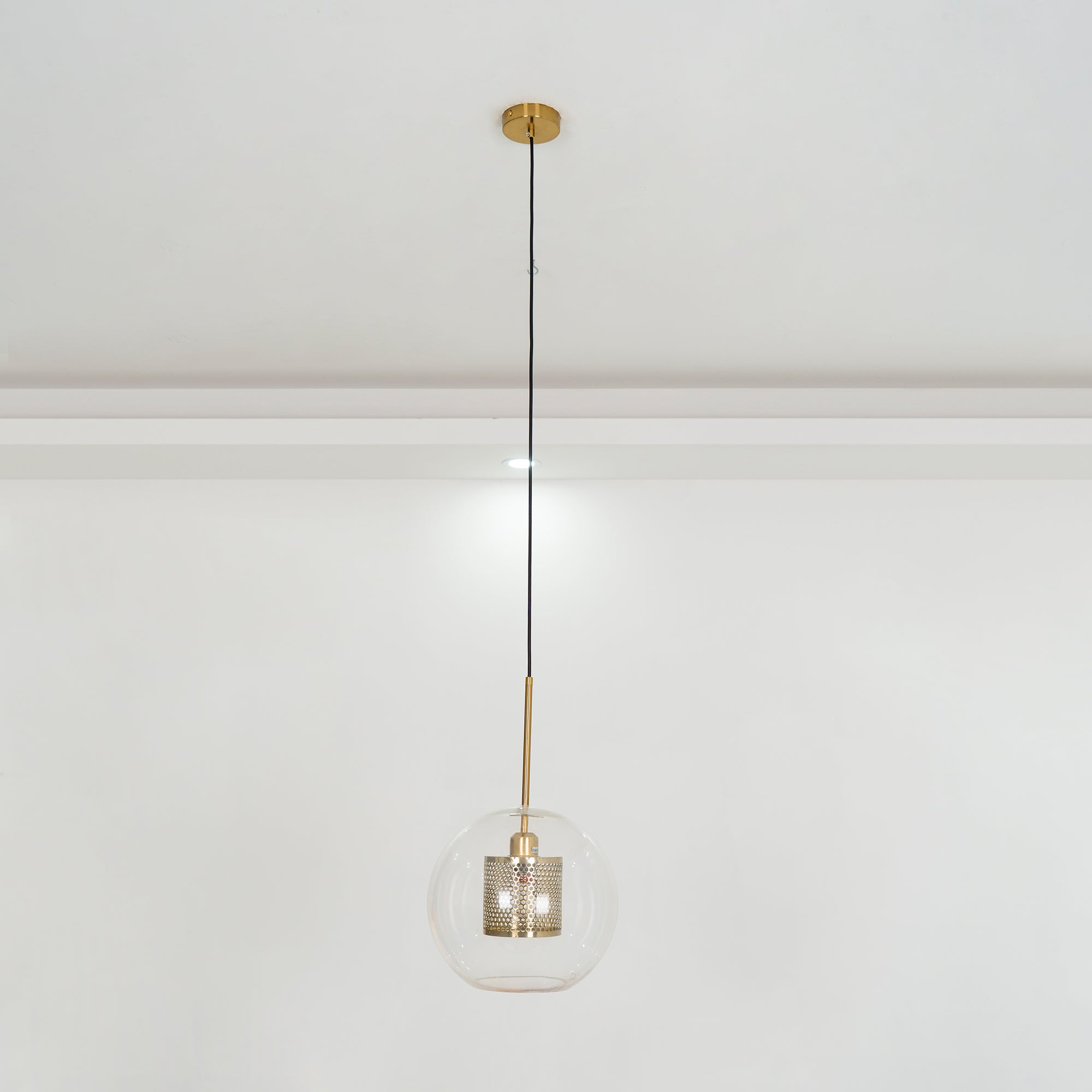 Chiswick Glass Pendant Light - Modern Hanging Ceiling Lamp for Kitchen Island, Dining Room & Bedroom - Dimmable LED Lighting Fixture with Clear Glass Shade