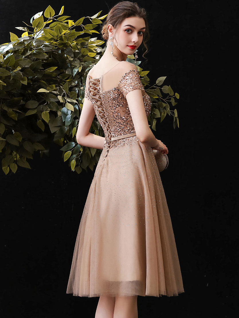Elegant Champagne Round Neck Tulle Sequin Short Prom Dress for Homecoming - Perfect for Parties, Dances & Special Occasions