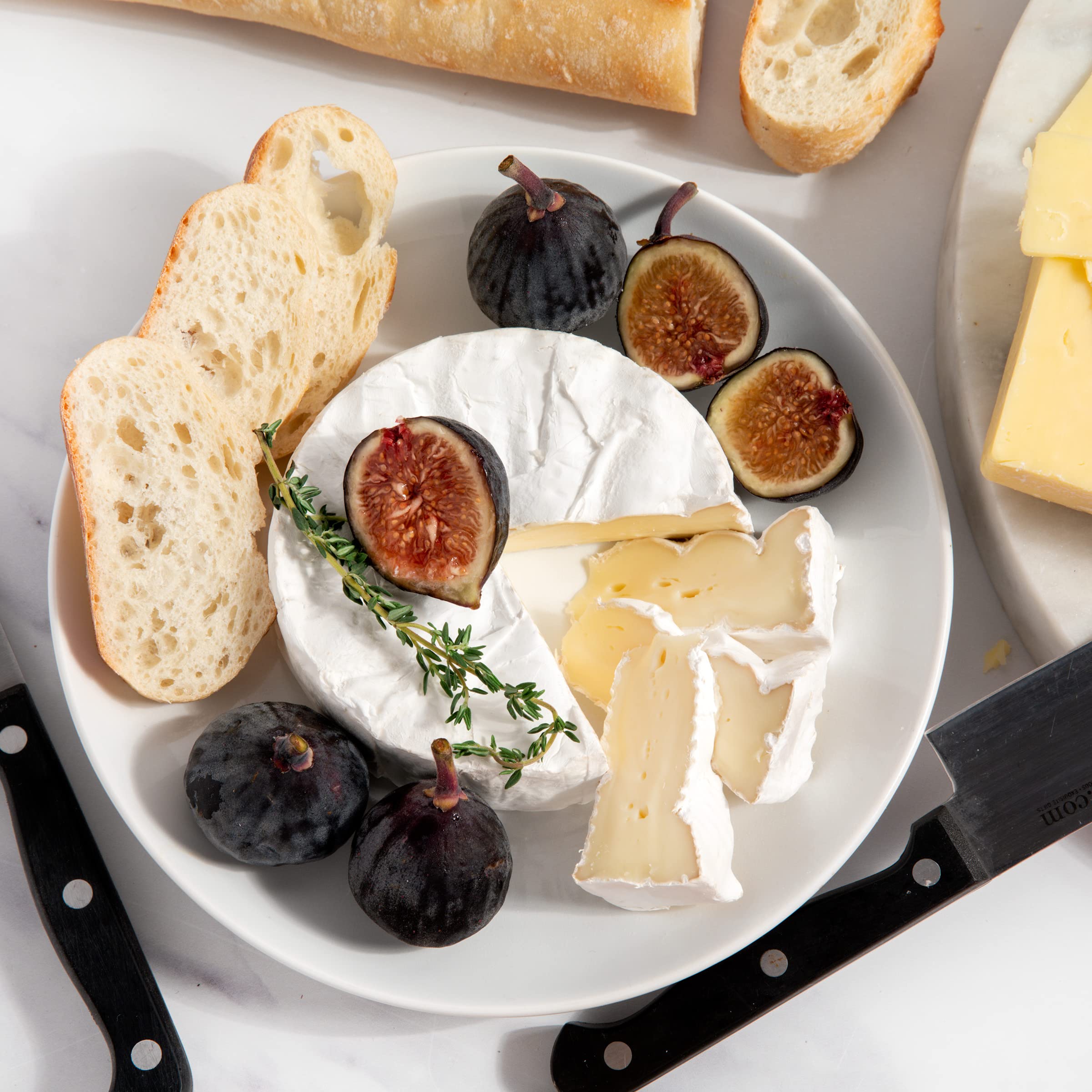 igourmet Cheese Sampler - Premium Royal 8-Cheese Assortment with Blue, Goat, Nutty, Smoked, Tangy, Spanish, Creamy & Swiss Cheeses | Perfect for Charcuterie Boards, Wine Pairings & Gourmet Gifts