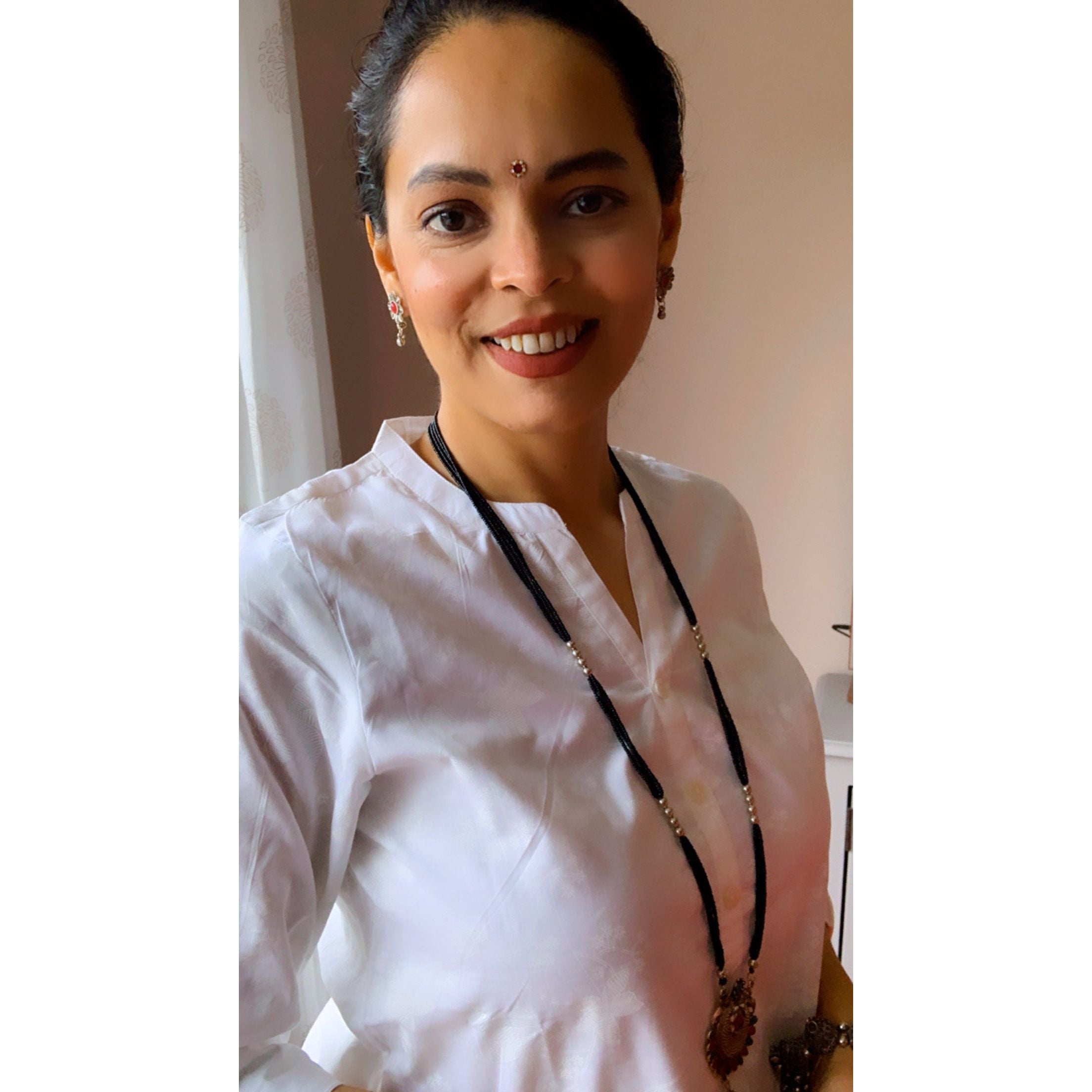 White Cotton Kurta for Women - Traditional Indian Kurti for Holi Festival - Comfortable & Stylish Ethnic Wear for Celebrations & Festive Occasions