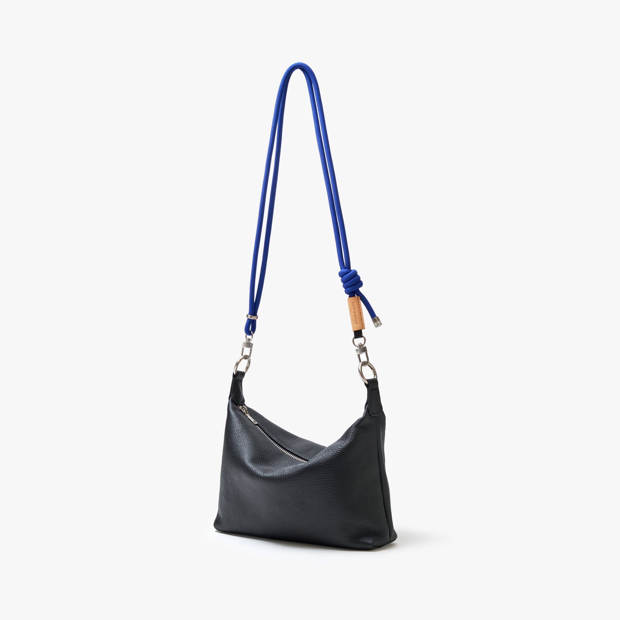 Stylish Black Handbag for Women - Trendy Shoulder Bag & Crossbody Purse - Perfect for Work, Travel, and Everyday Use