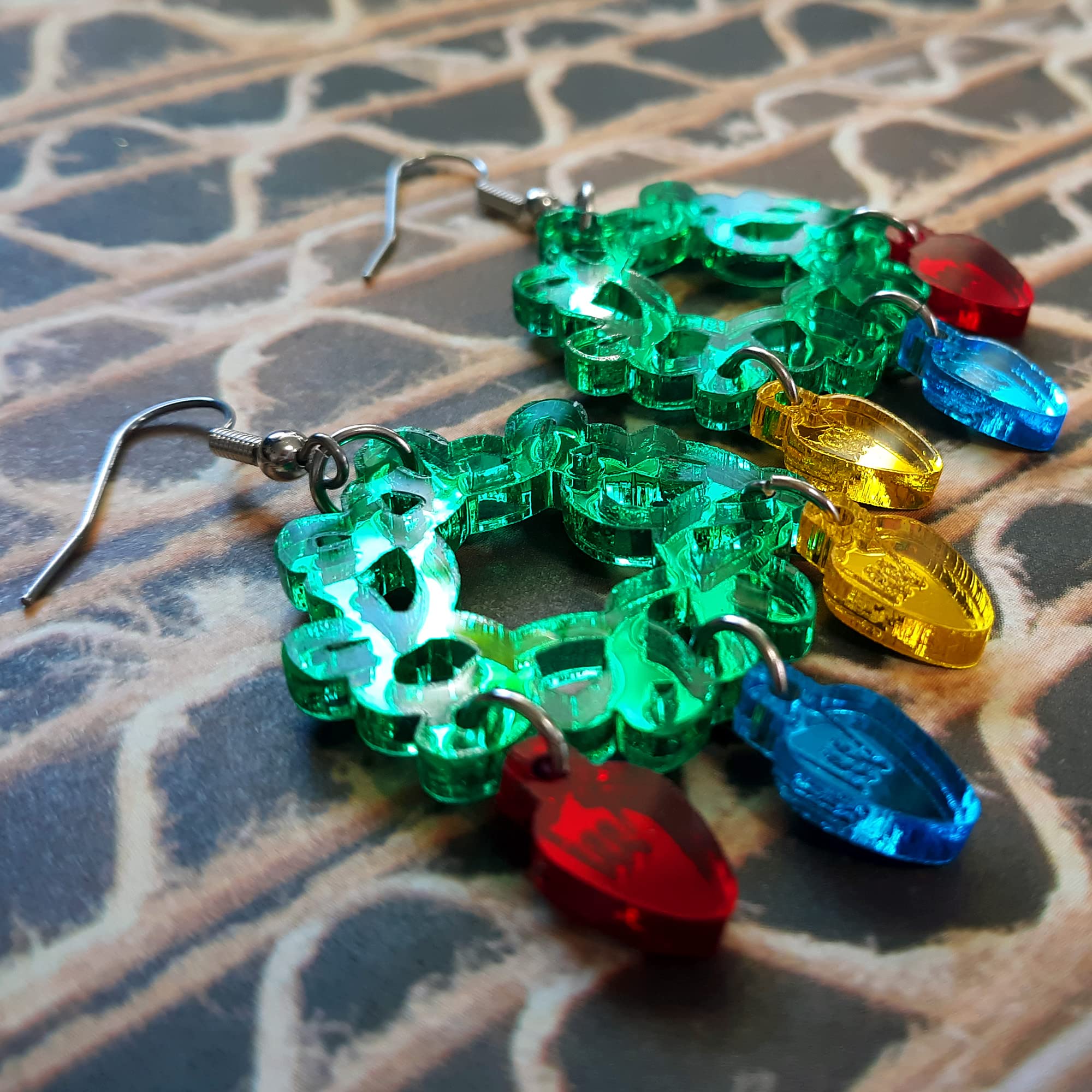 Stylish Tangled String Lights Wreath Chandelier Mirror Acrylic Dangle Earrings - Christmas Holiday Winter Jewelry for Party, Gift & Festive Decor