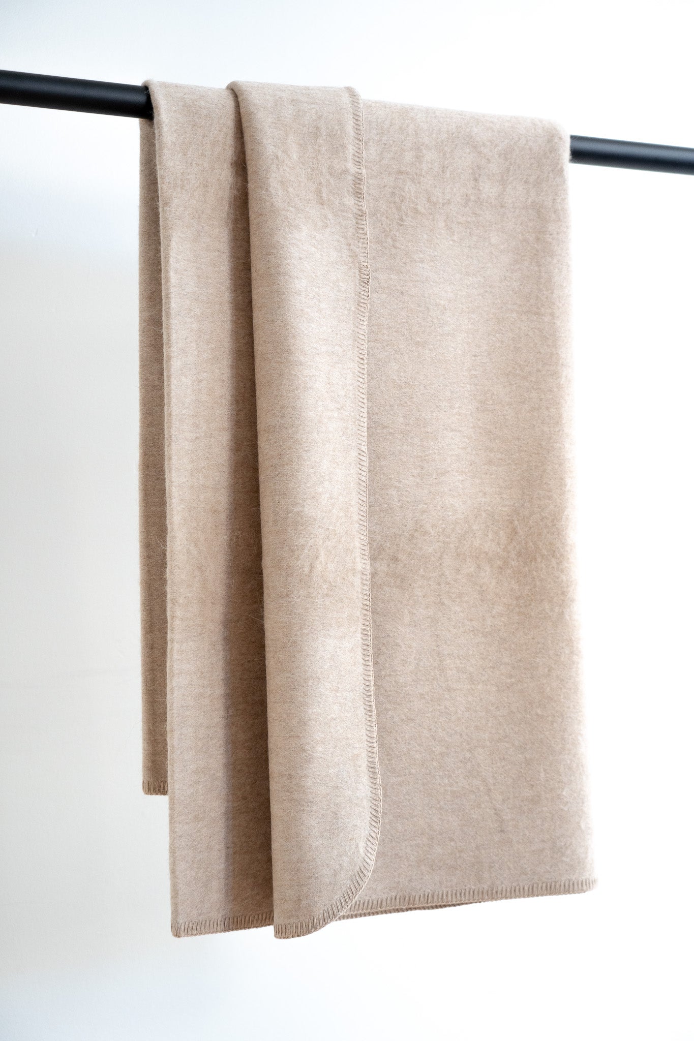 Sömn Home | Soft Lana Wool Throw Blanket for Couch, Bed & Travel - Cozy & Warm Winter Blanket for Home Decor, Gifts & Outdoor Use