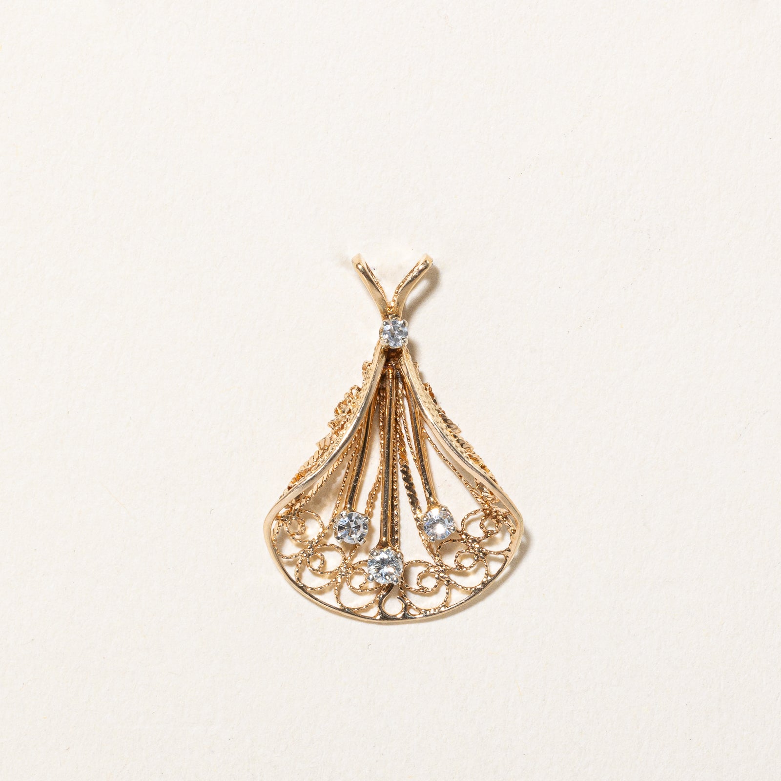 Exquisite 0.13ctw Diamond Scrollwork Fan Pendant Necklace - Elegant Jewelry Gift for Women, Perfect for Weddings, Anniversaries & Special Occasions