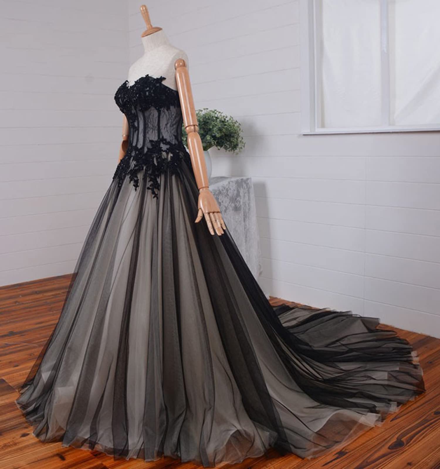 Elegant Women's Wedding Dresses Formal Prom Long Gowns with Tulle & Lace - Perfect for Evening Galas, Bridal Showers & Special Occasions