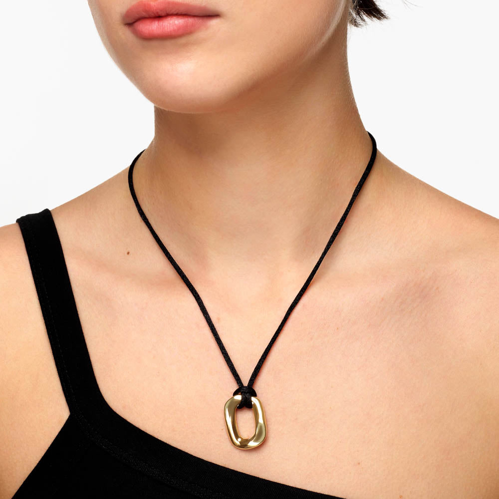 Gold Chain Link Pendant Necklace for Women - Elegant Layering Jewelry for Everyday Wear & Special Occasions