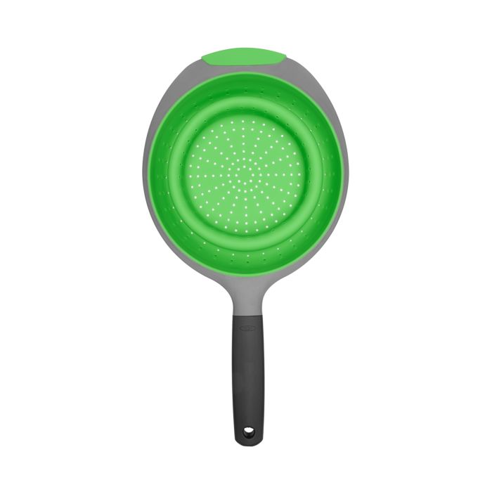 OXO 2 Quart Collapsible Strainer - Space Saving Kitchen Colander for Pasta, Vegetables & Fruits - Perfect for Small Kitchens & Camping