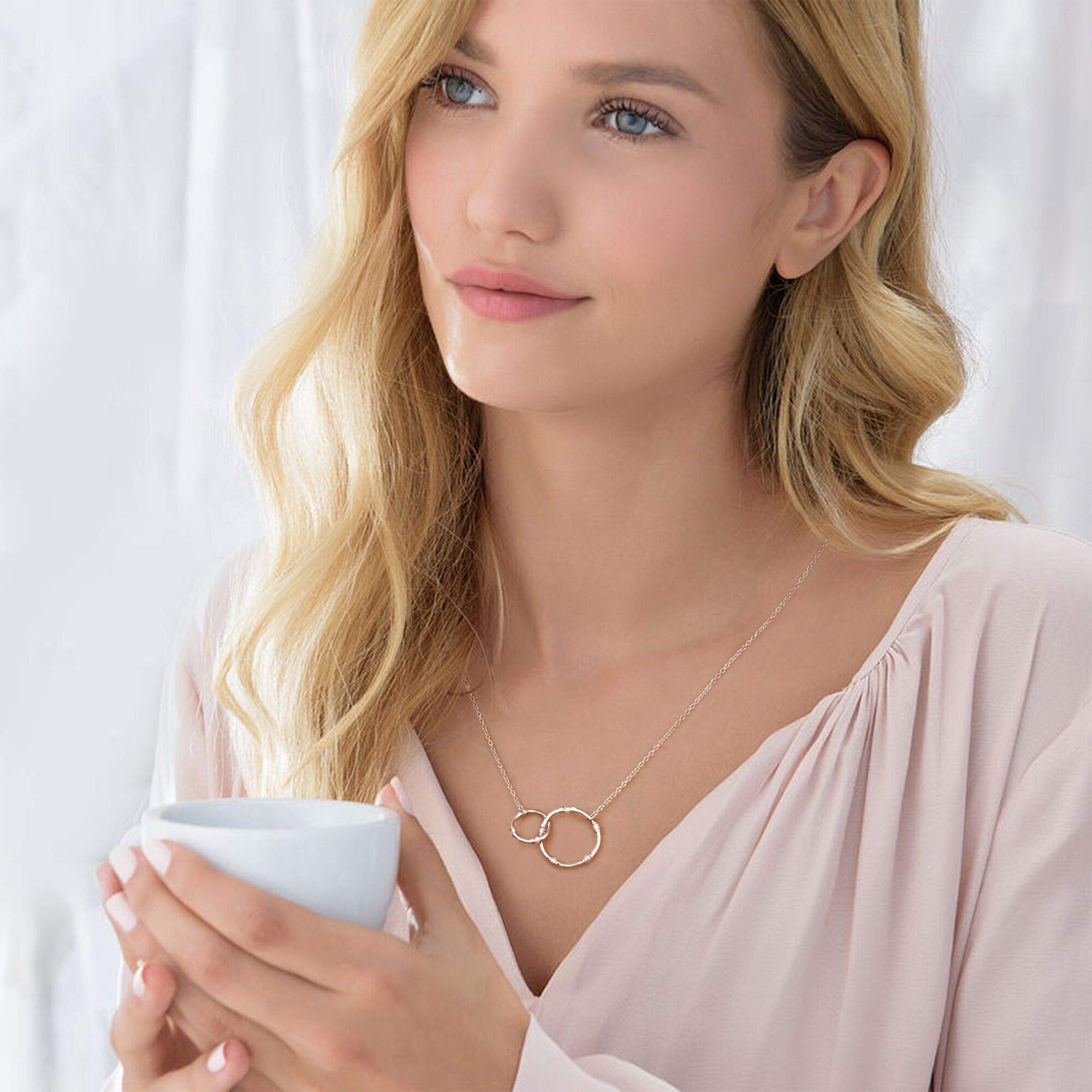 Sterling Silver Infinity Circle Necklace for Mom - Elegant 2 Circle Pendant Jewelry, Perfect Mother's Day & Birthday Gift for Women - Ideal for Daily Wear, Special Occasions & Heartfelt Surprises