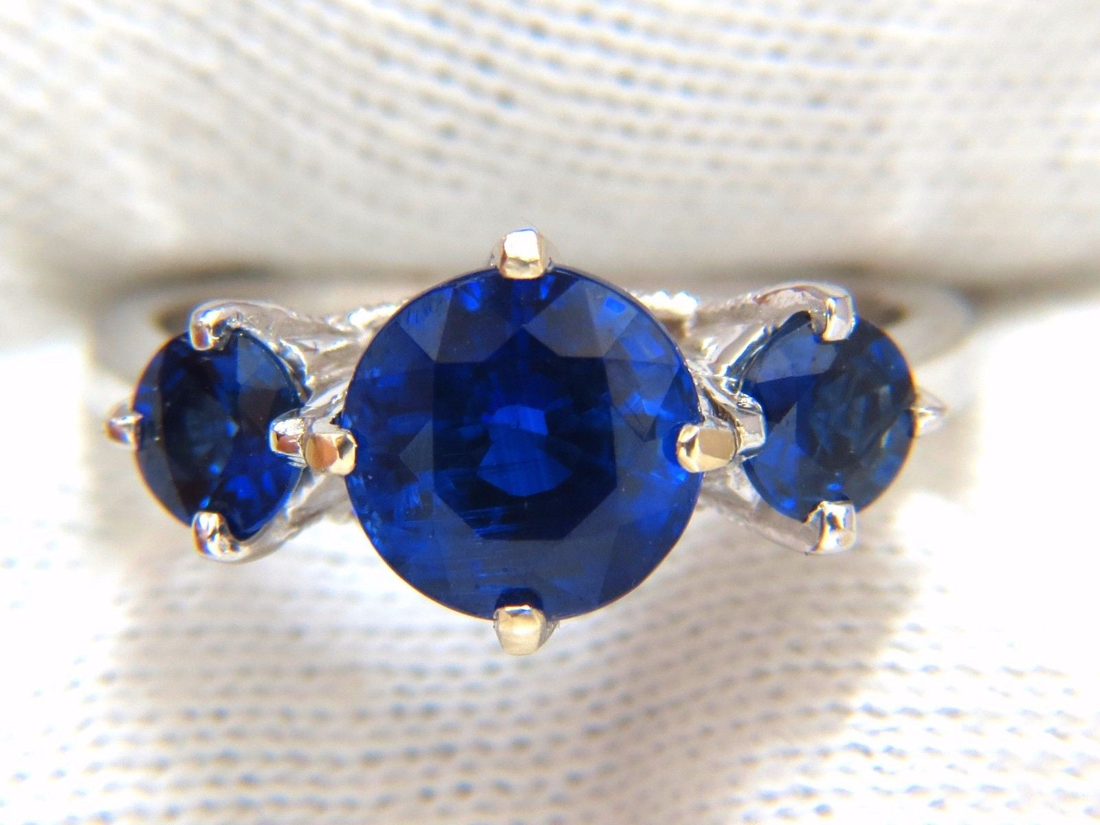 Natural Kyanite Sapphire Diamond Ring 3.82ct Vivid Blue 14K Gold - Elegant Jewelry for Weddings, Anniversaries & Special Occasions