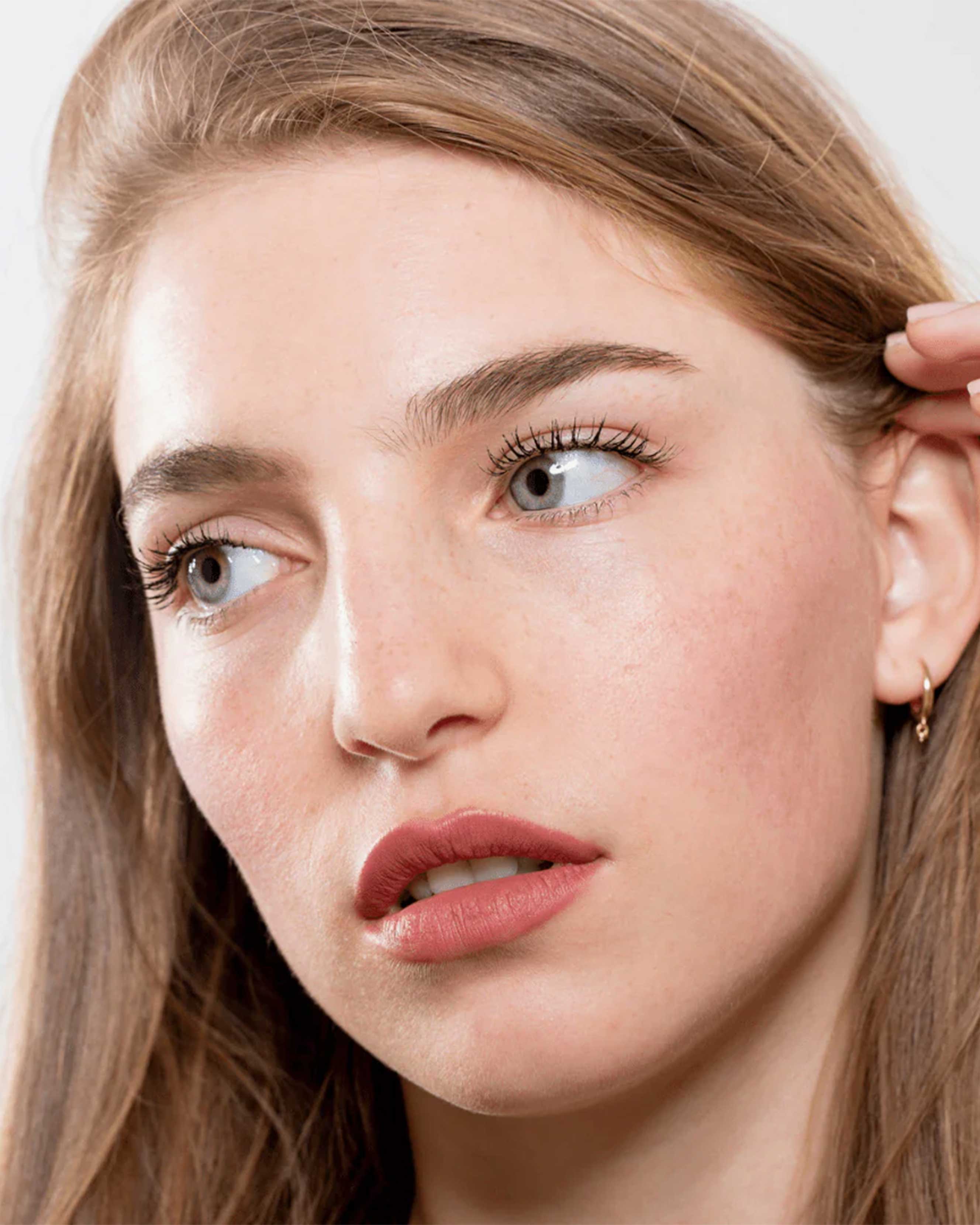 Best Spectator Sport Mascara - Waterproof & Volumizing for Long-Lasting Wear - Perfect for Sports, Gym & Active Lifestyles