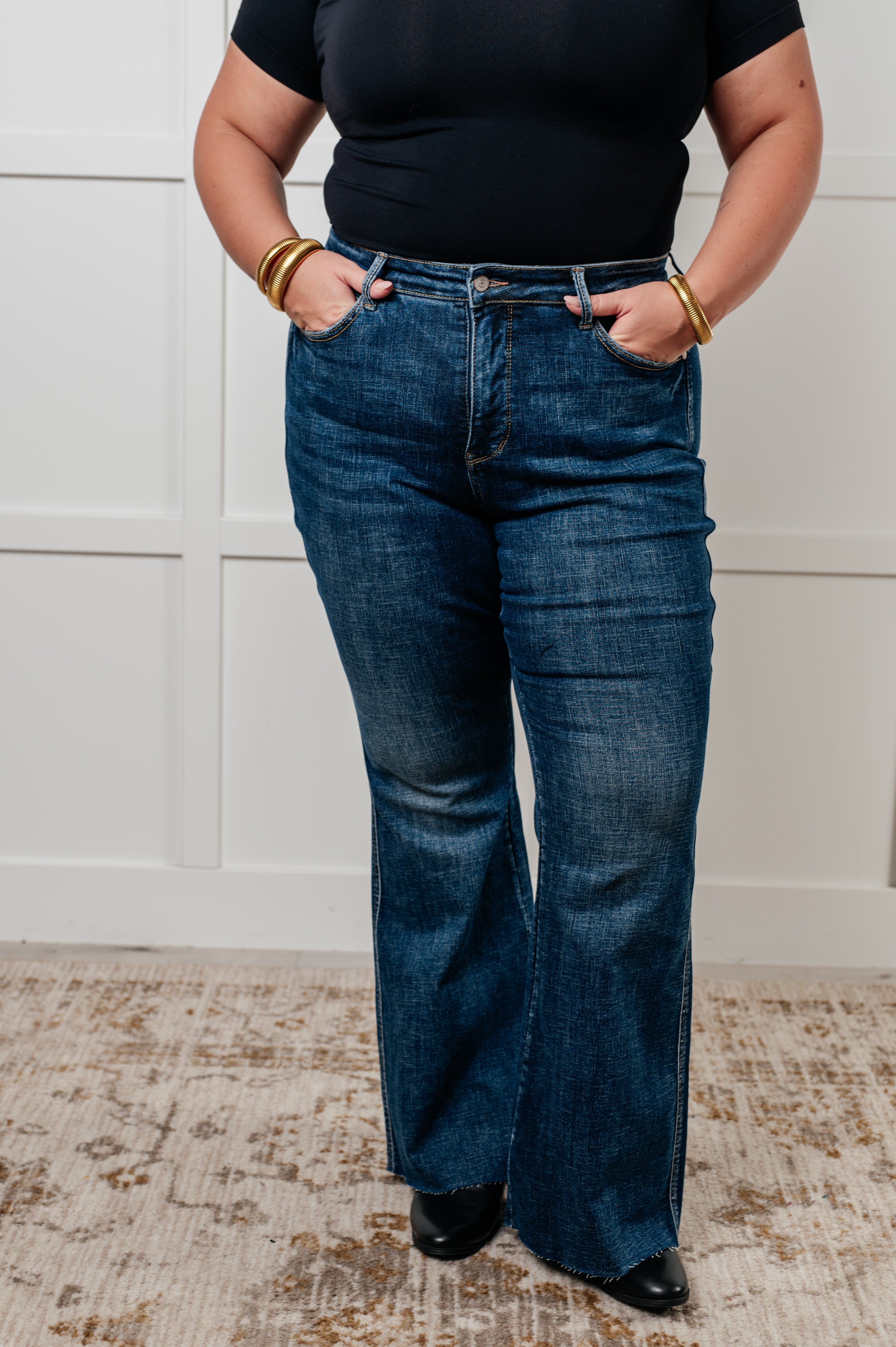 Edna High Rise Control Top Pocket Flare Jeans for Women - Slimming Tummy Control Denim Pants - Perfect for Casual Outfits, Workwear & Date Nights